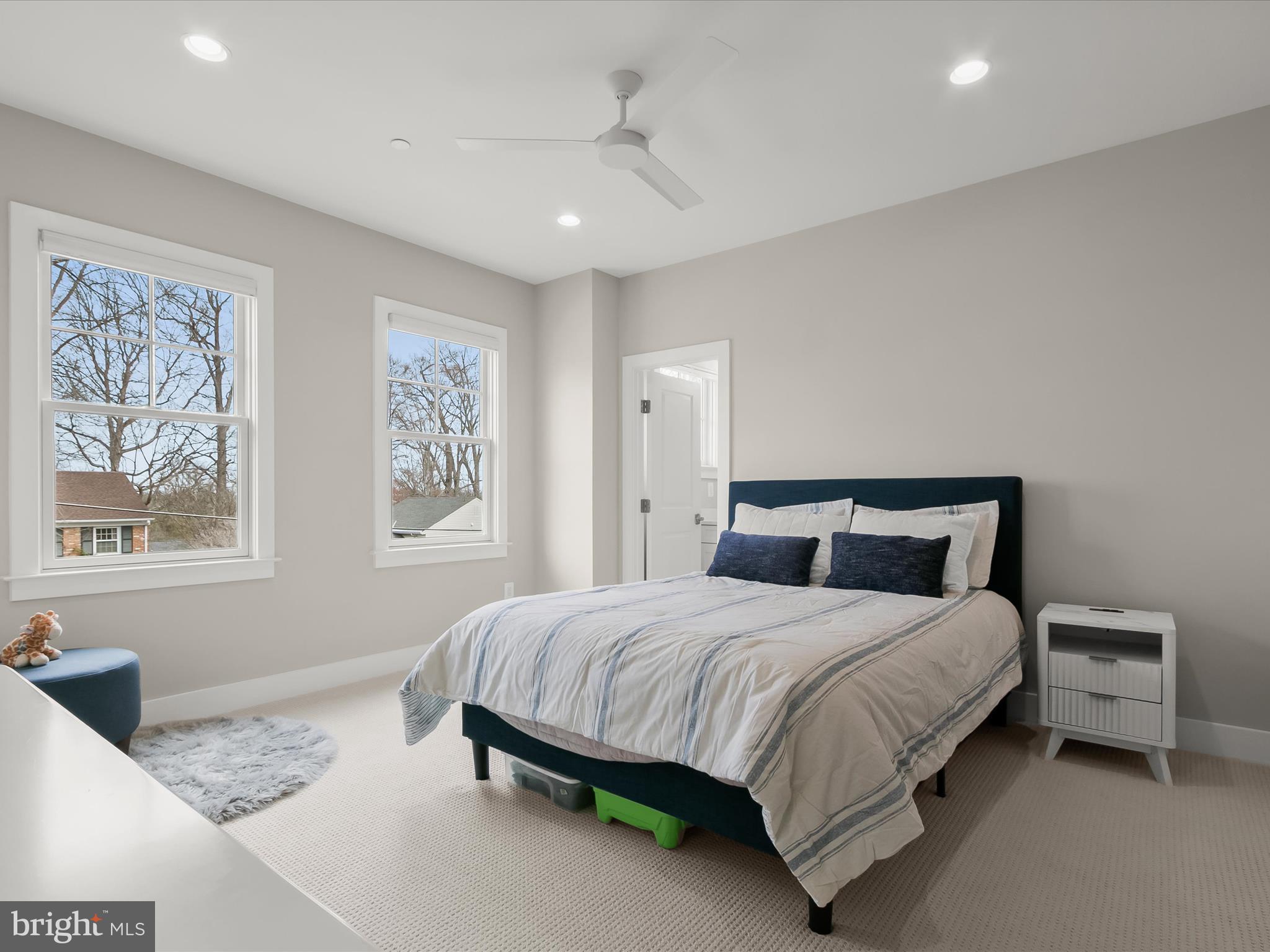 OAKWOOD KNOLLS - Residential