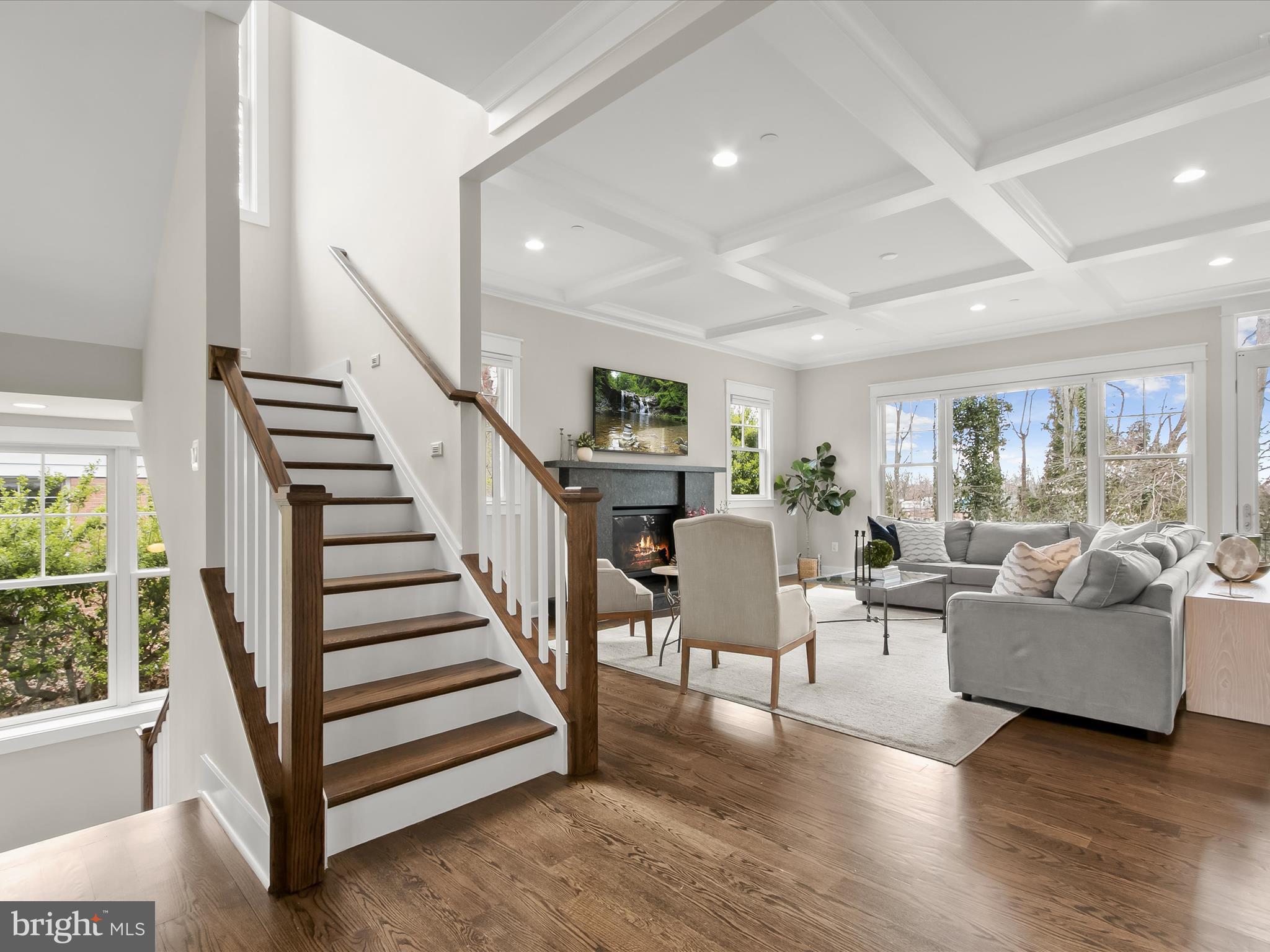 OAKWOOD KNOLLS - Residential