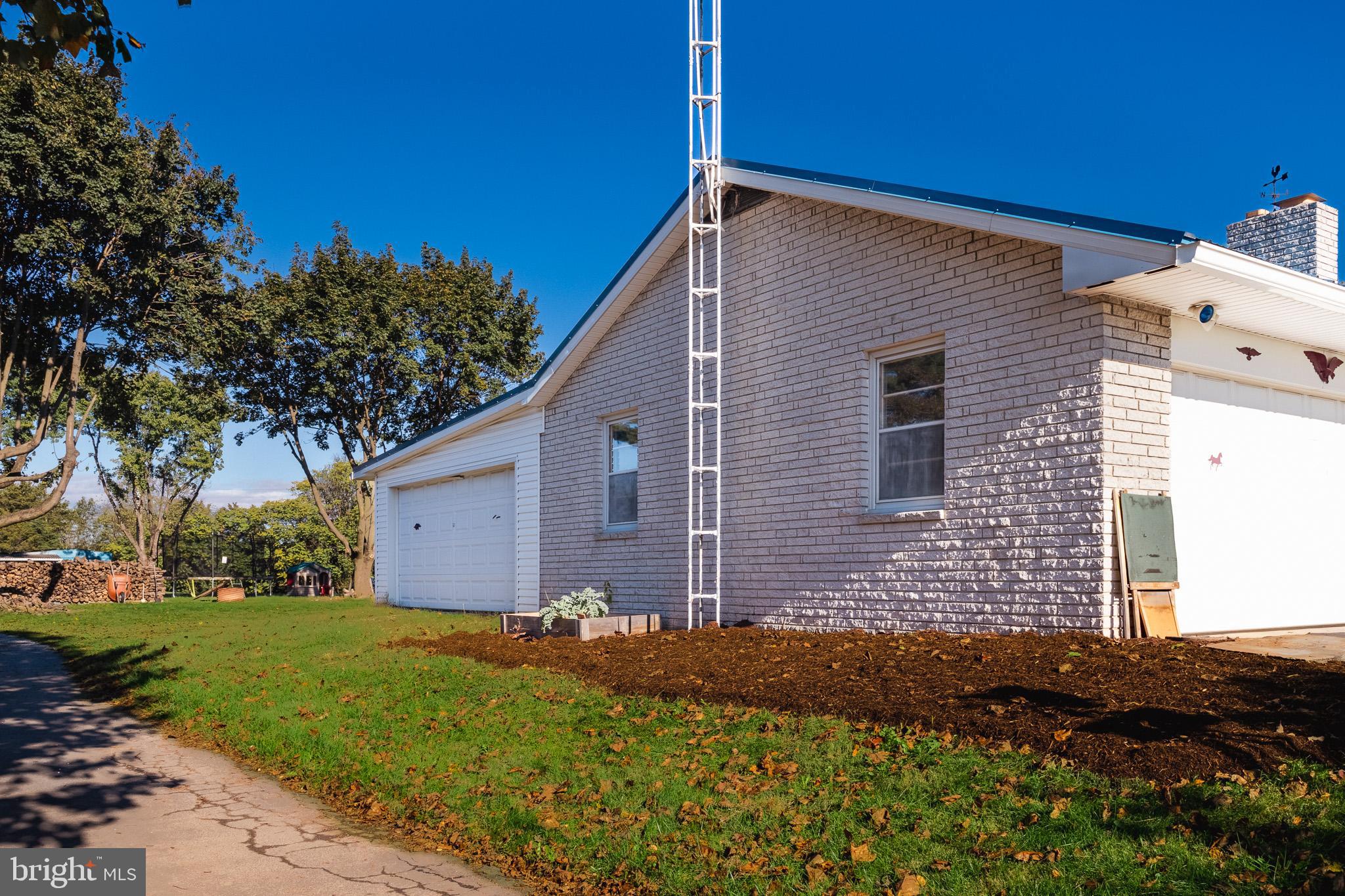12689 WILLIAMSPORT PIKE