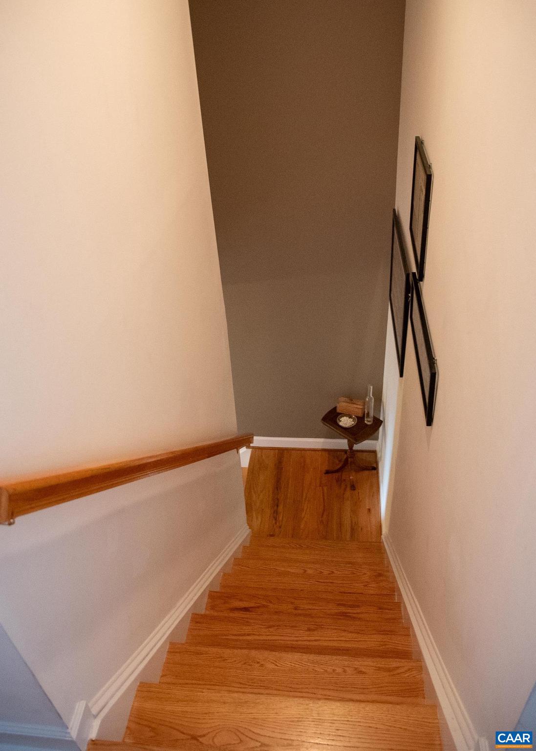 PARKSIDE VILLAGE - Residential