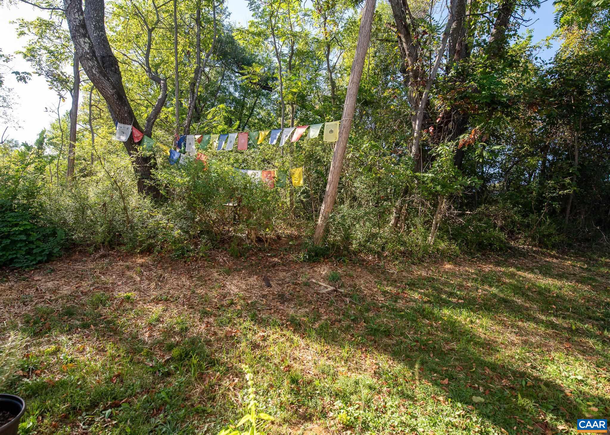 PARKSIDE VILLAGE - Residential