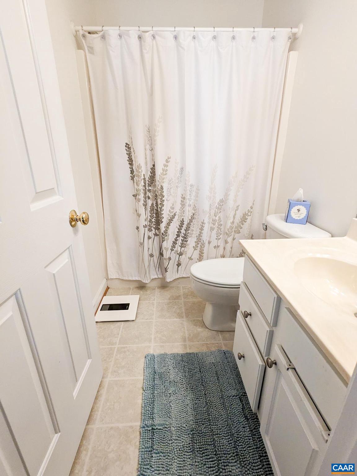 PARKSIDE VILLAGE - Residential