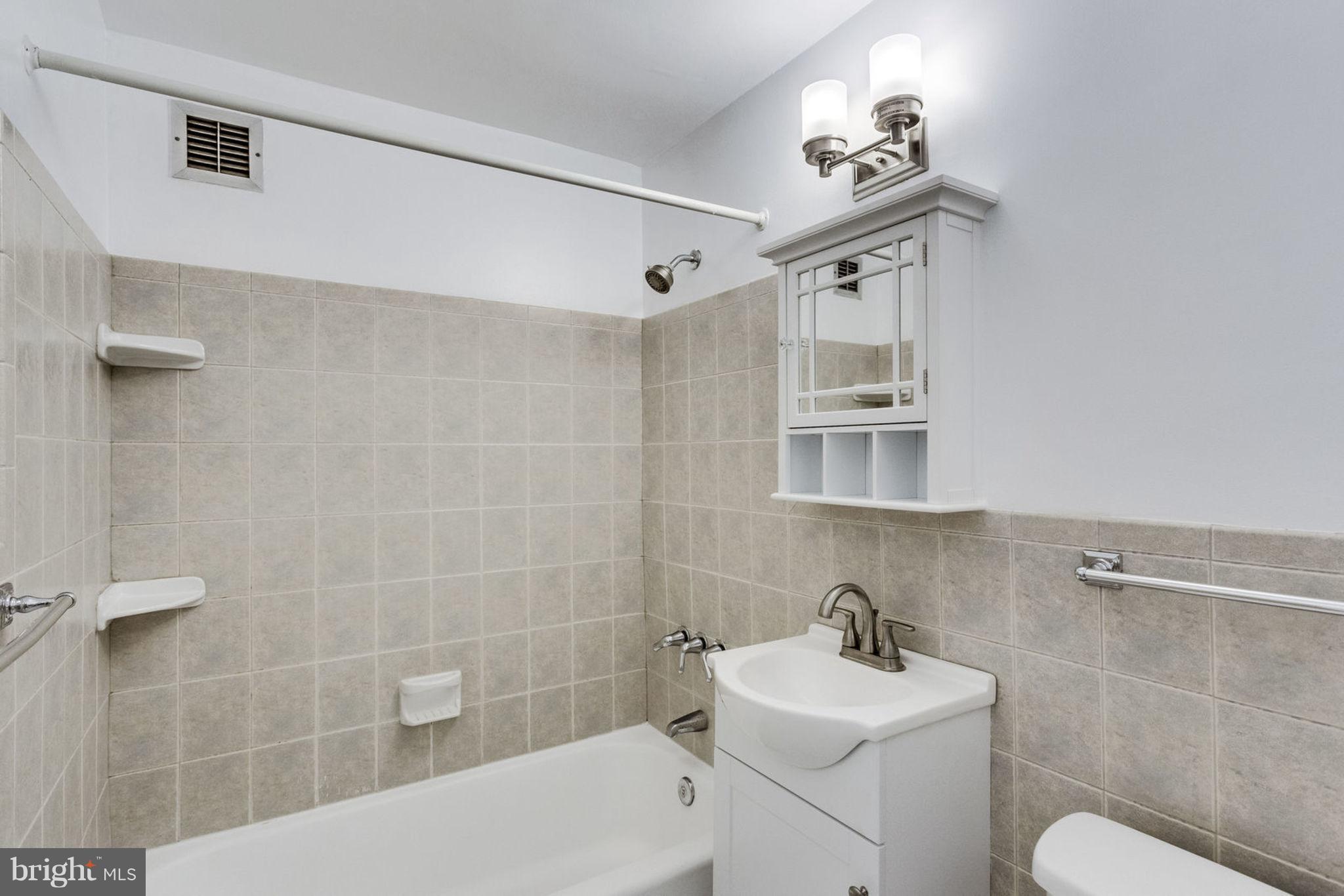 RIVER PLACE - Residential