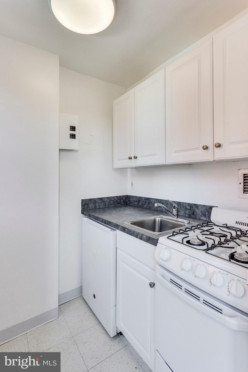 RIVER PLACE - Residential