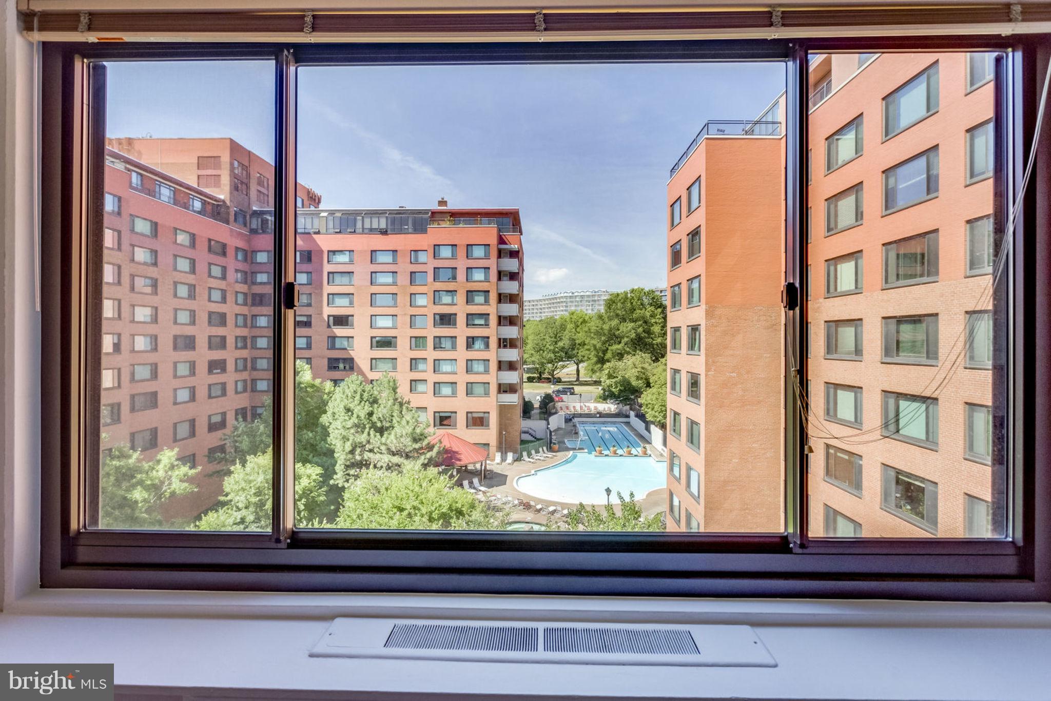 RIVER PLACE - Residential