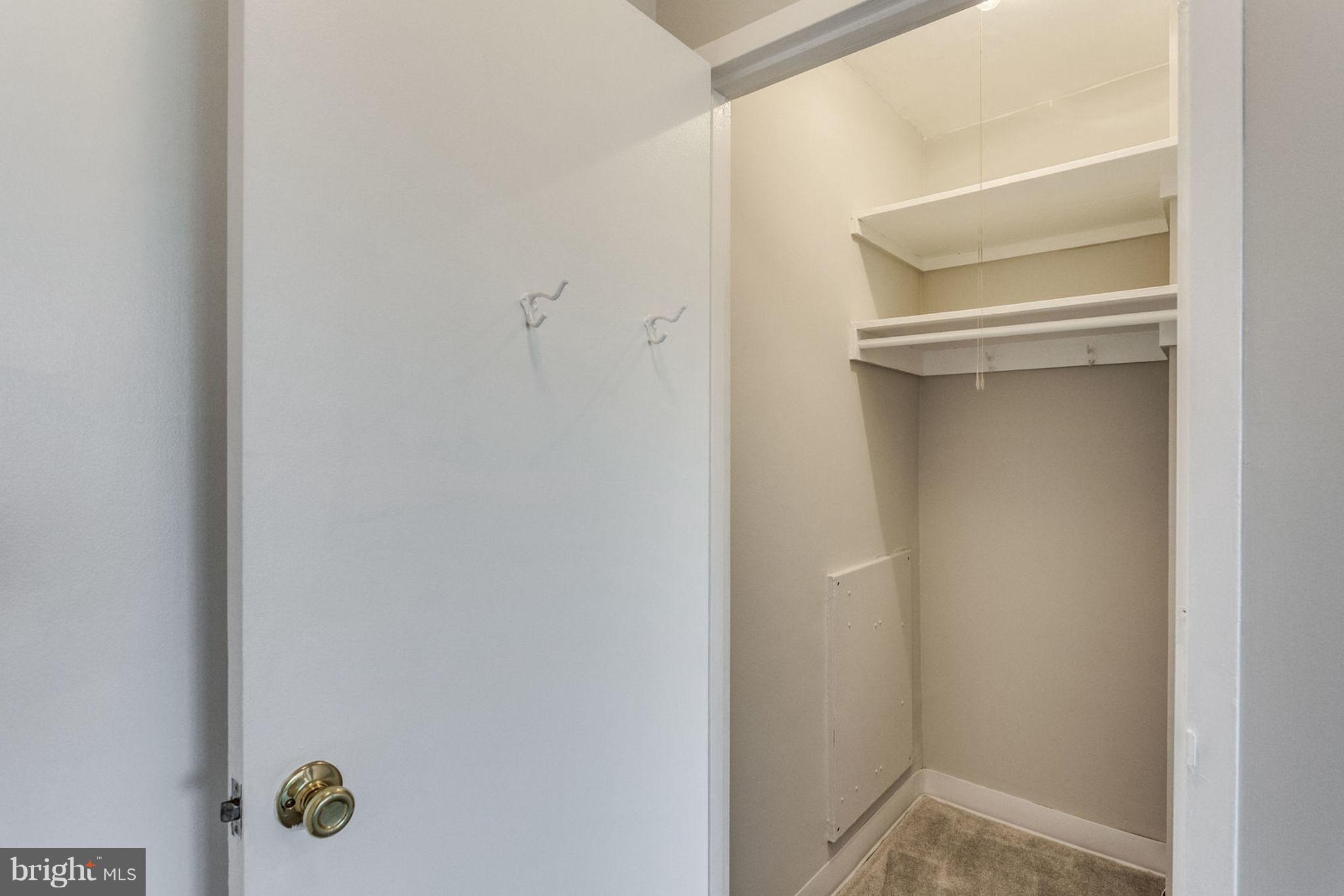 RIVER PLACE - Residential