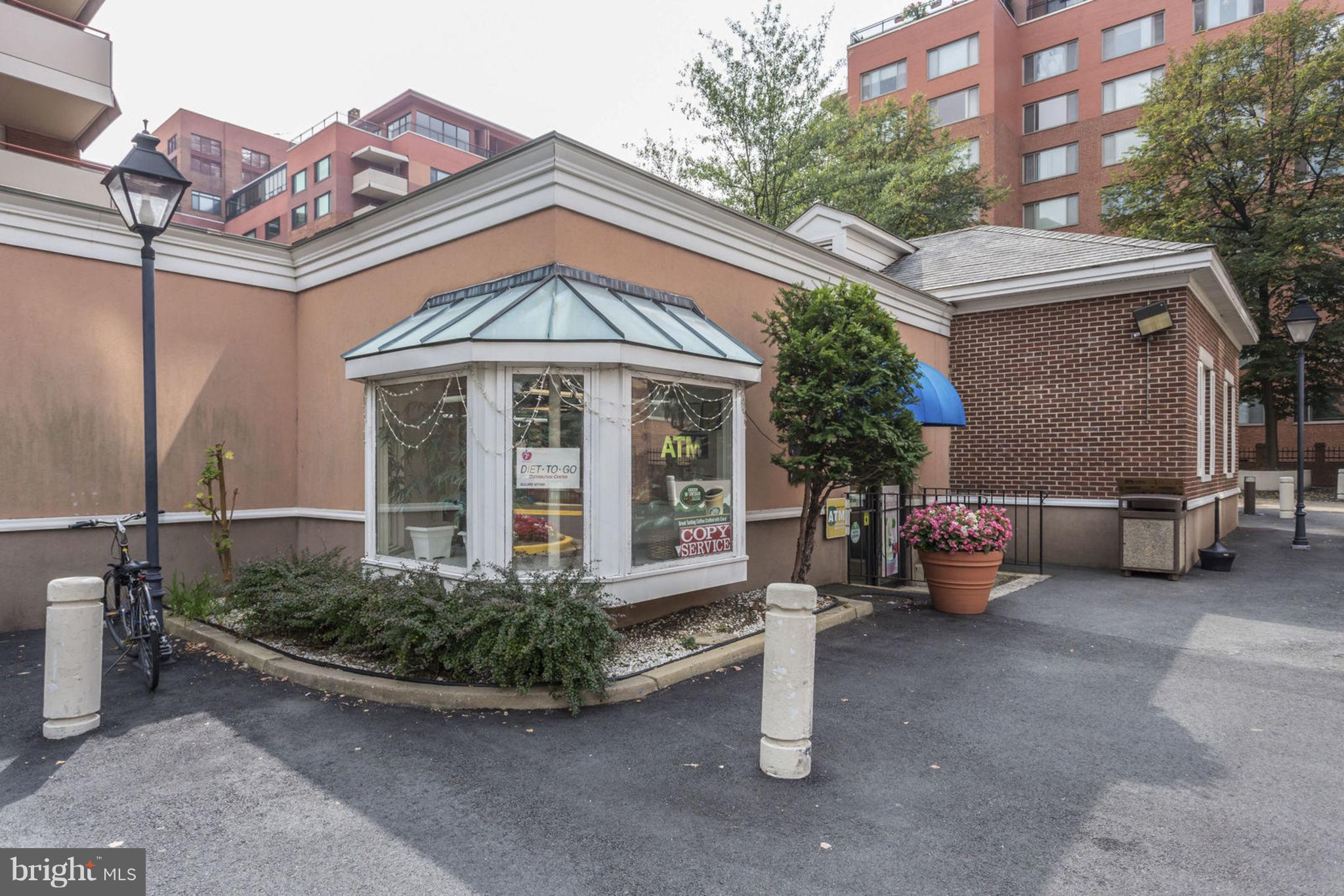 RIVER PLACE - Residential