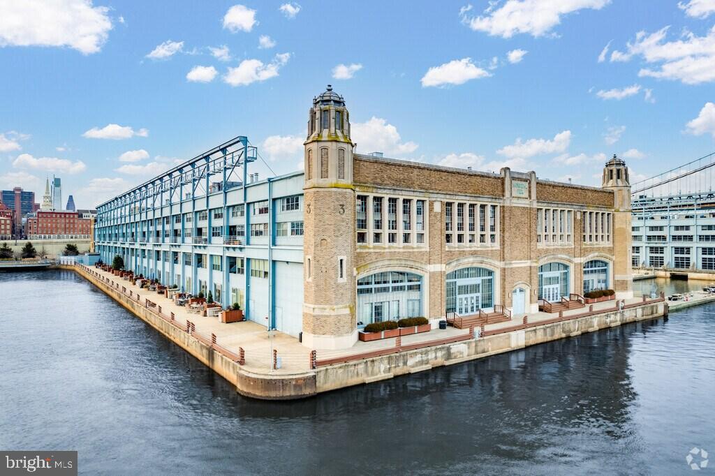 OLD CITY - Residential