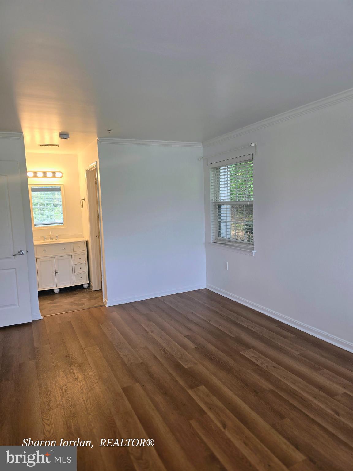 MONTGOMERY RUN - Residential Lease