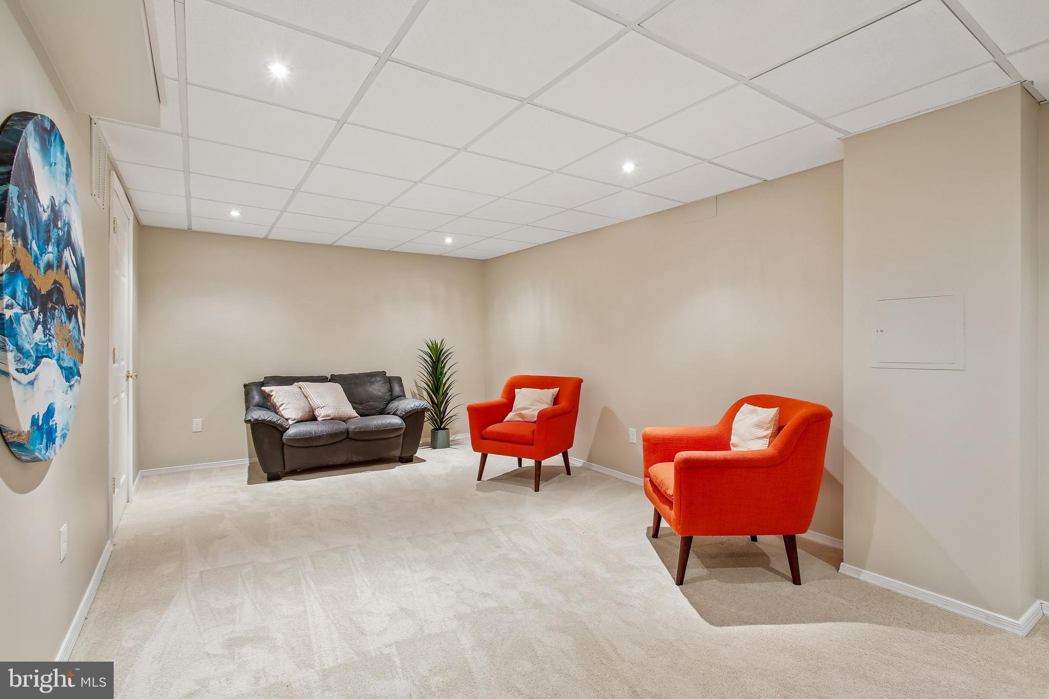 MONTCLAIR - Residential