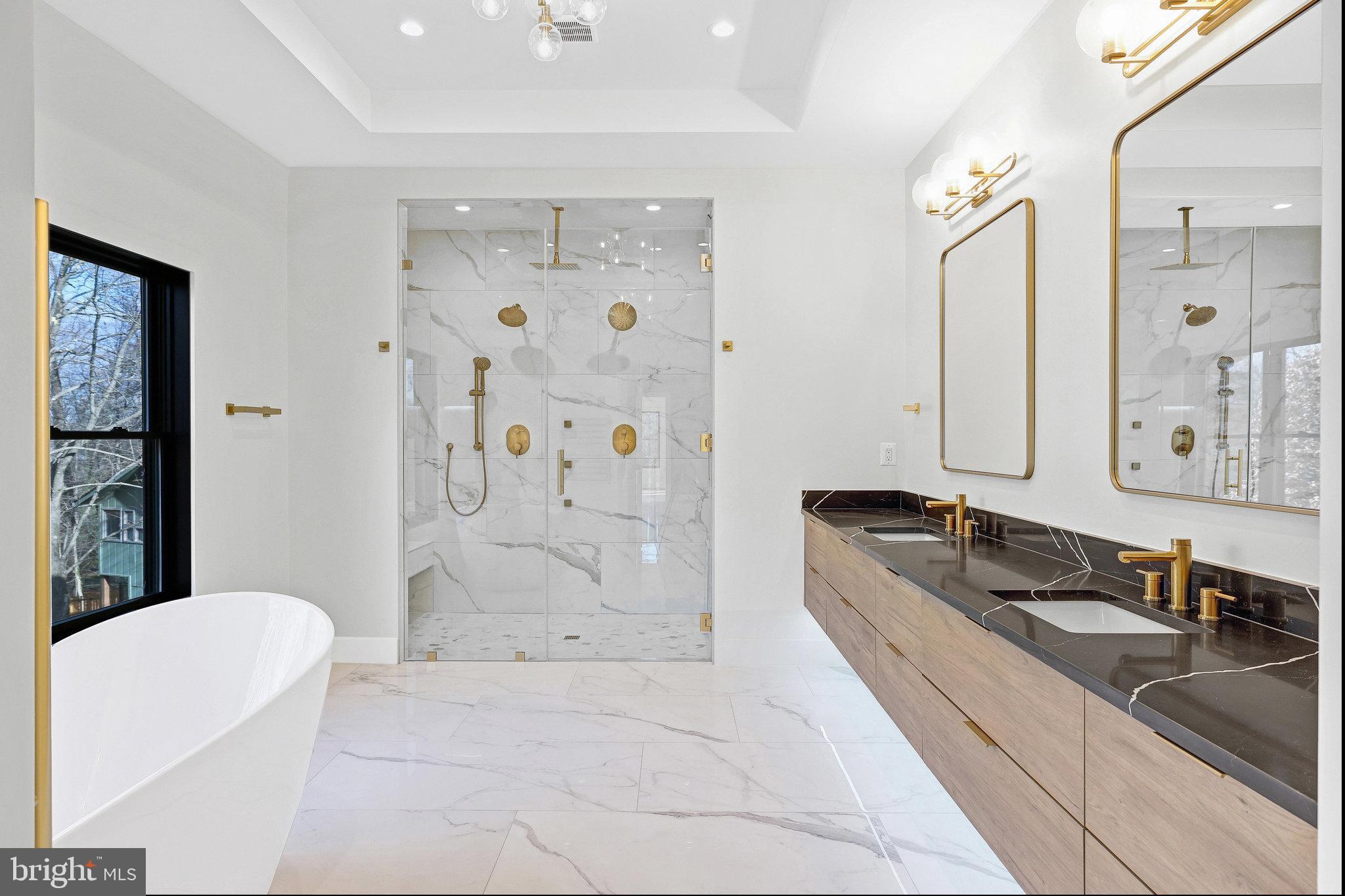 CROSSWOODS - Residential