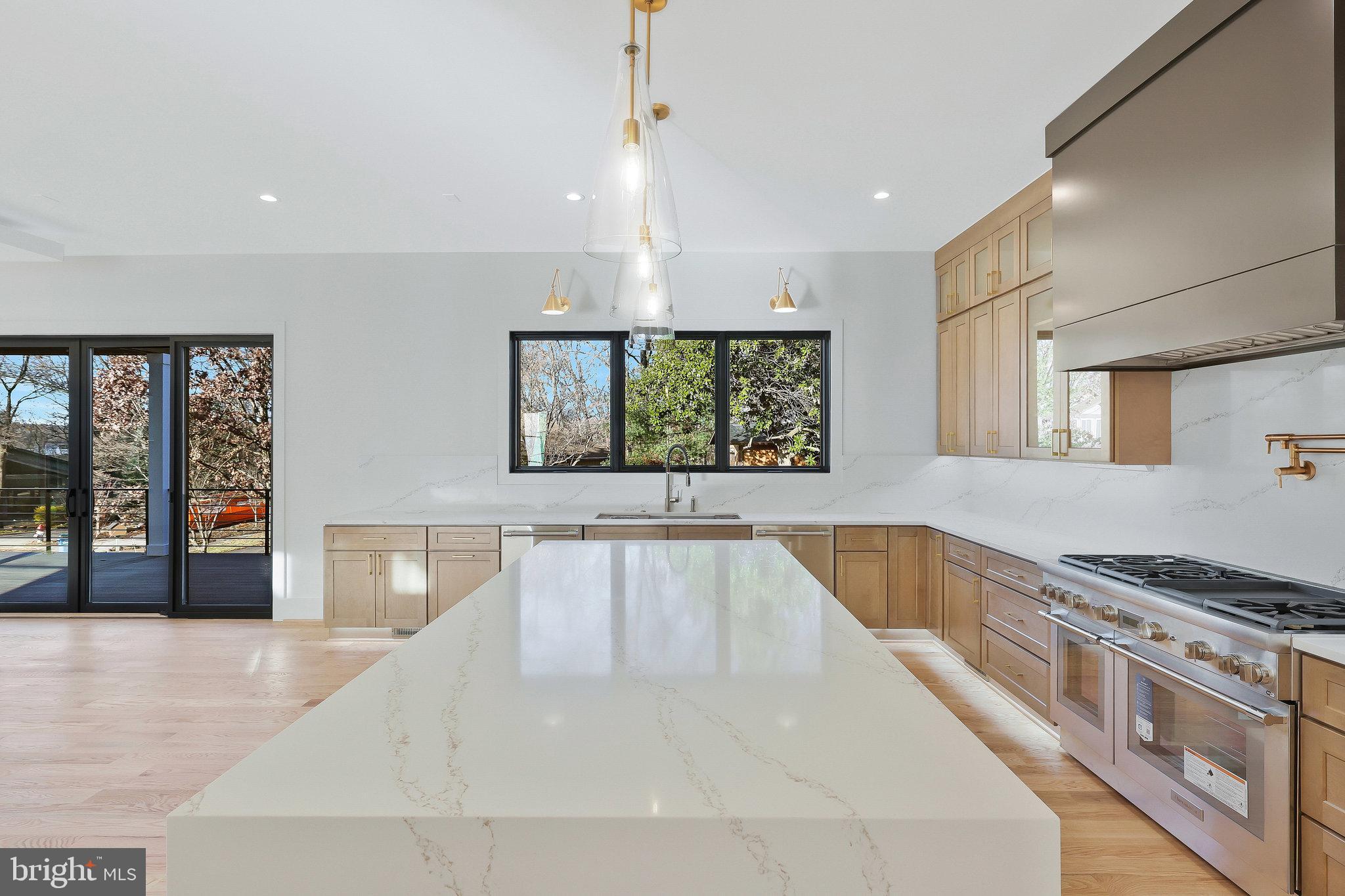 CROSSWOODS - Residential