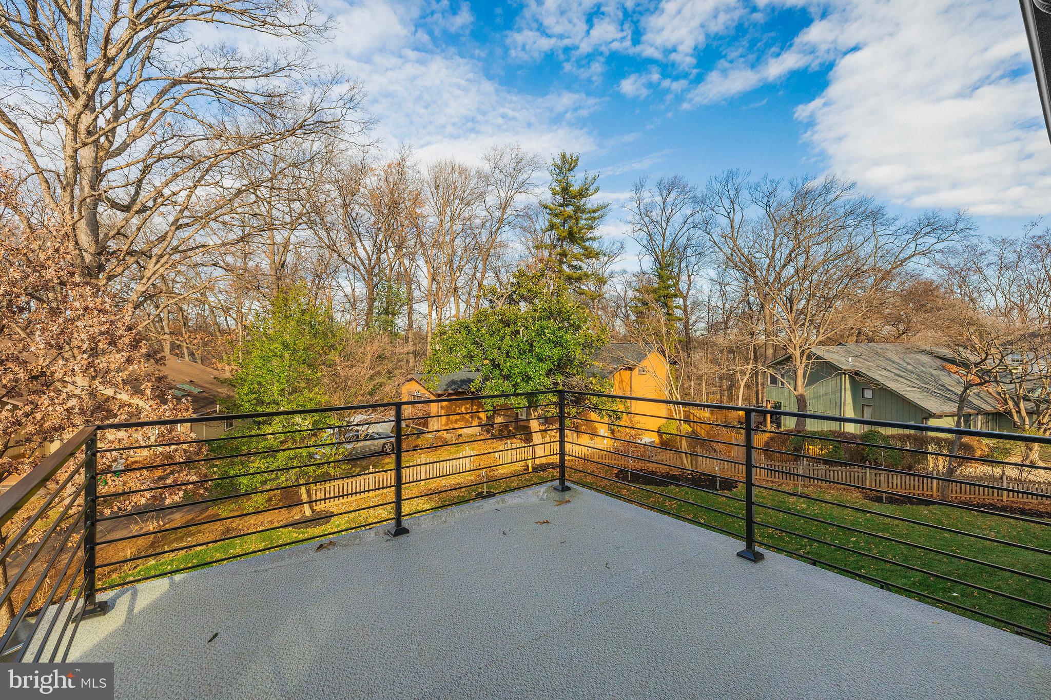 CROSSWOODS - Residential