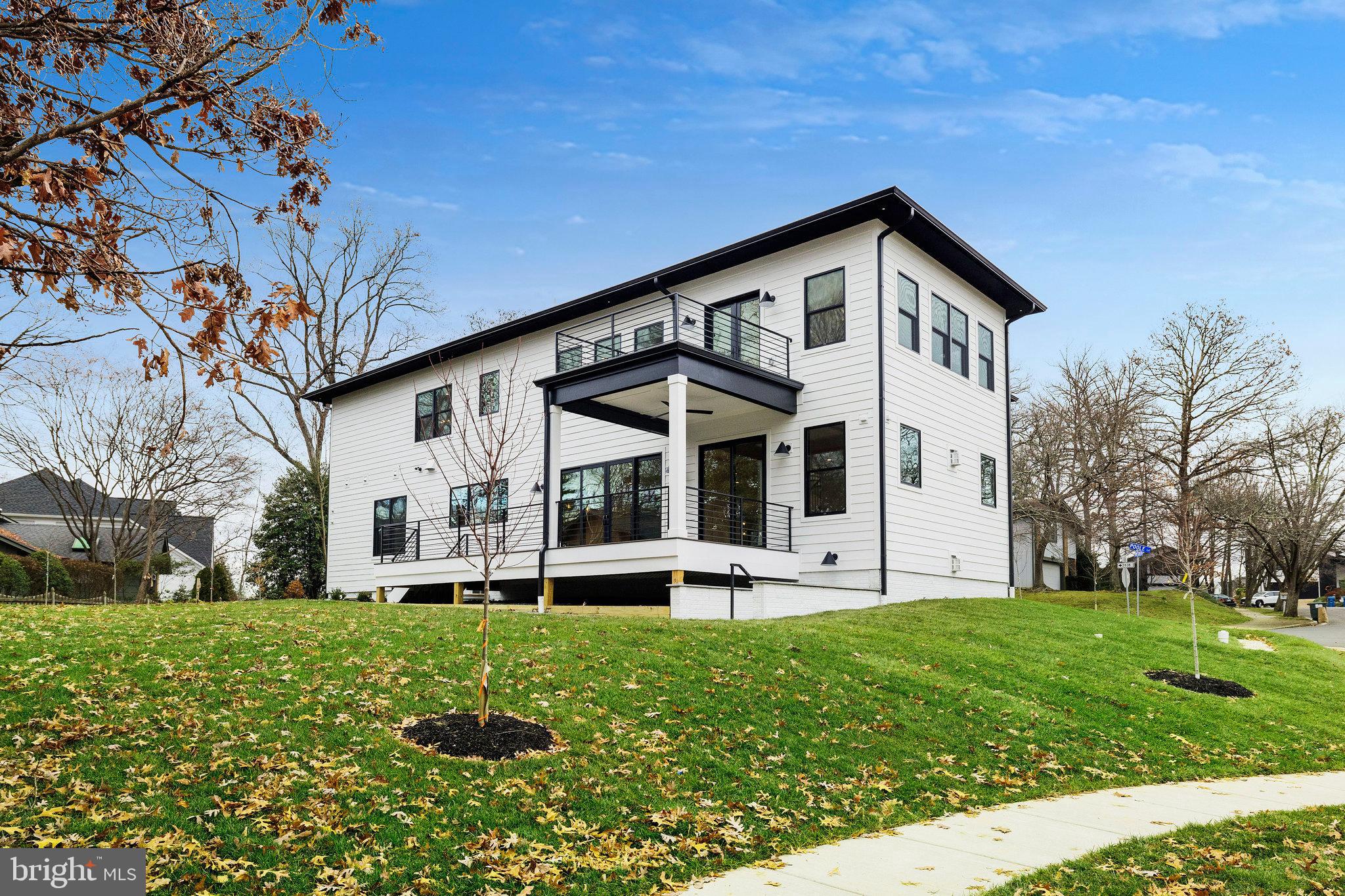 CROSSWOODS - Residential