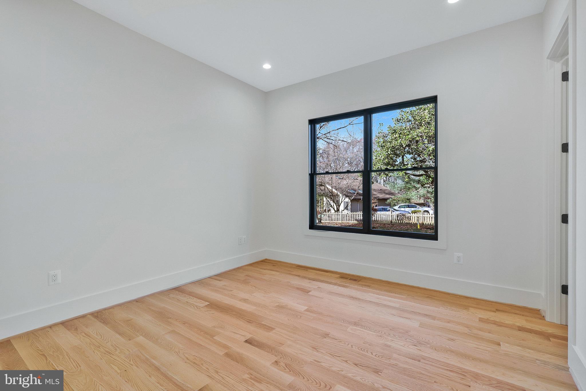 CROSSWOODS - Residential