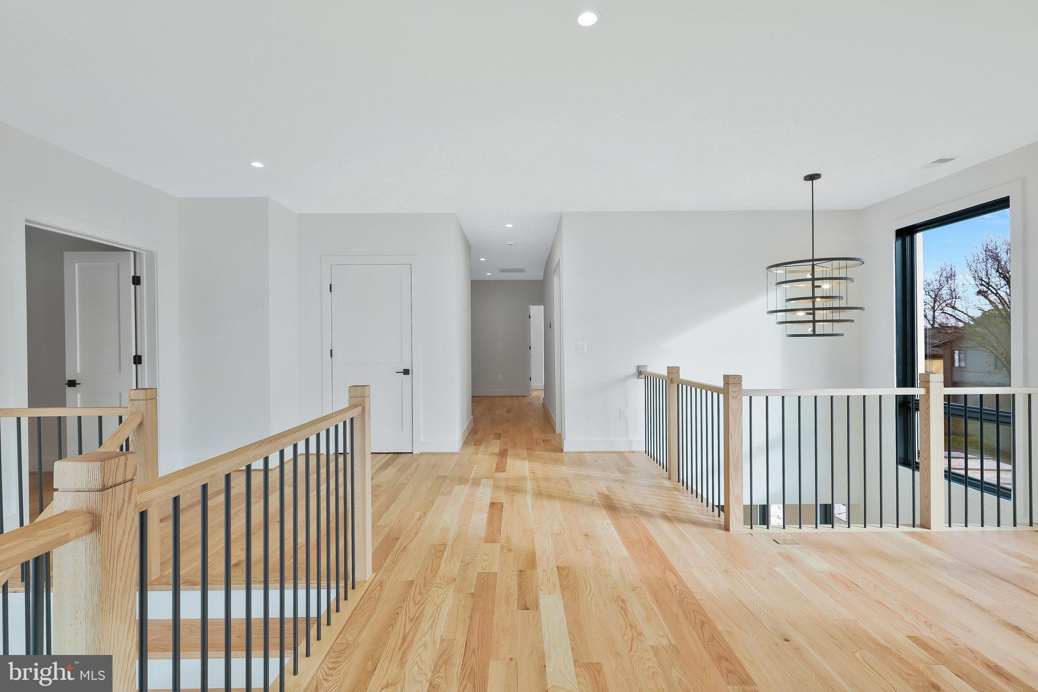 CROSSWOODS - Residential