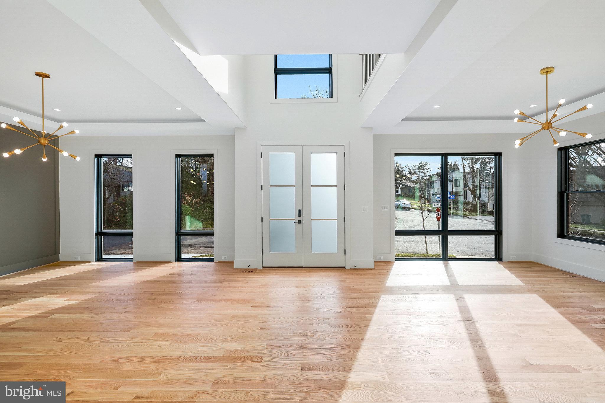 CROSSWOODS - Residential