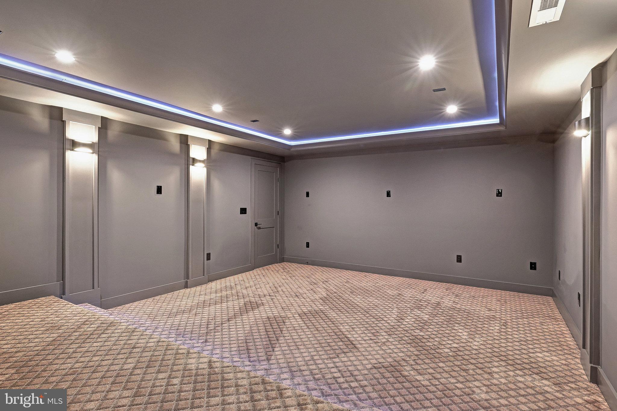 CROSSWOODS - Residential