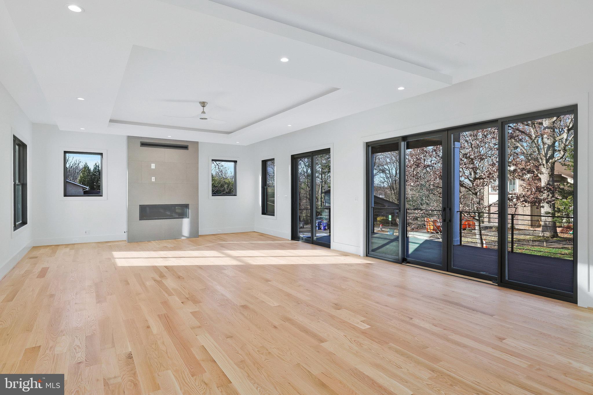 CROSSWOODS - Residential