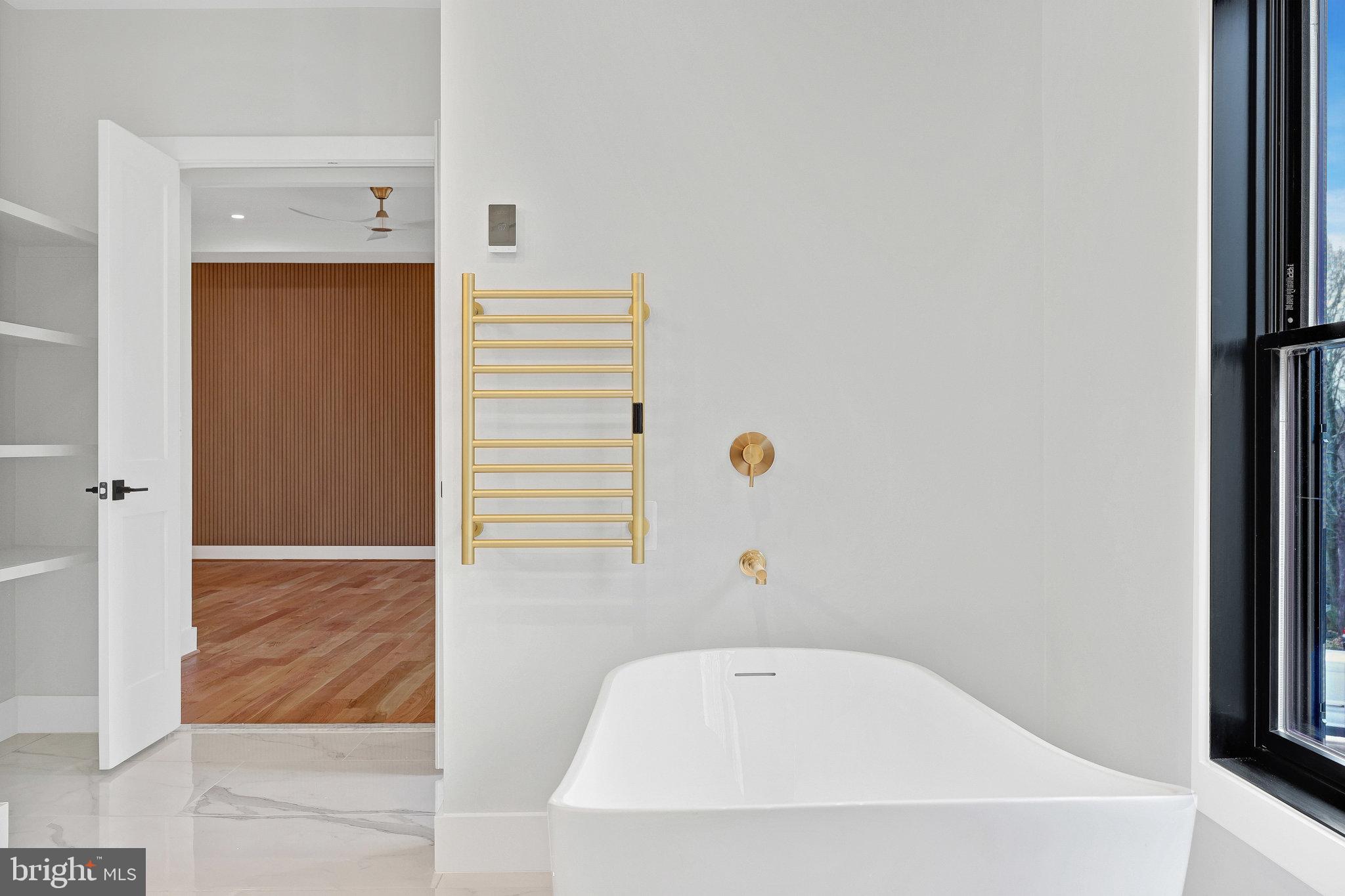 CROSSWOODS - Residential