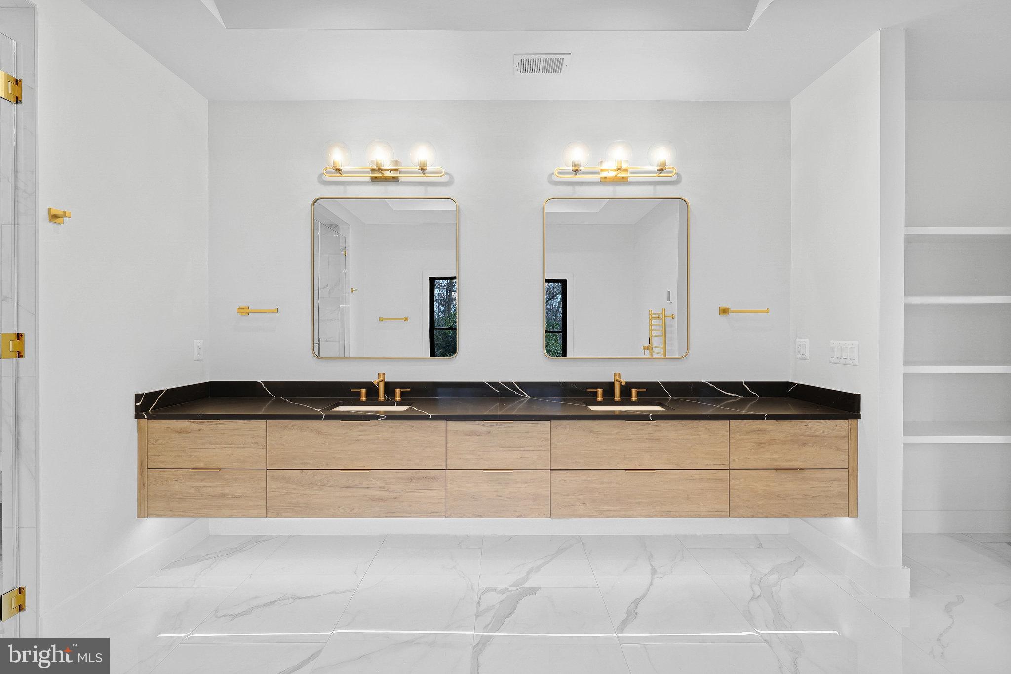 CROSSWOODS - Residential