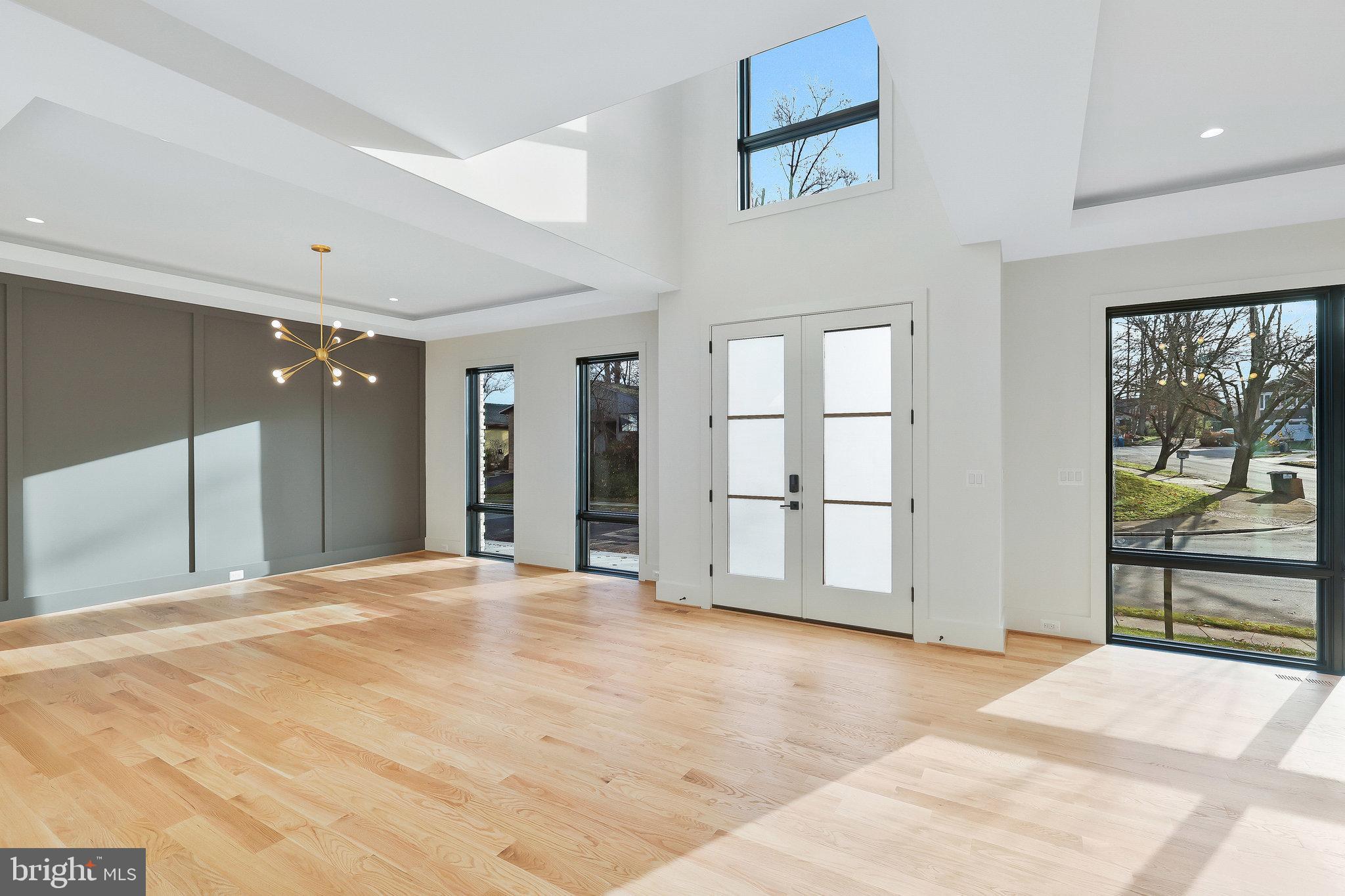 CROSSWOODS - Residential