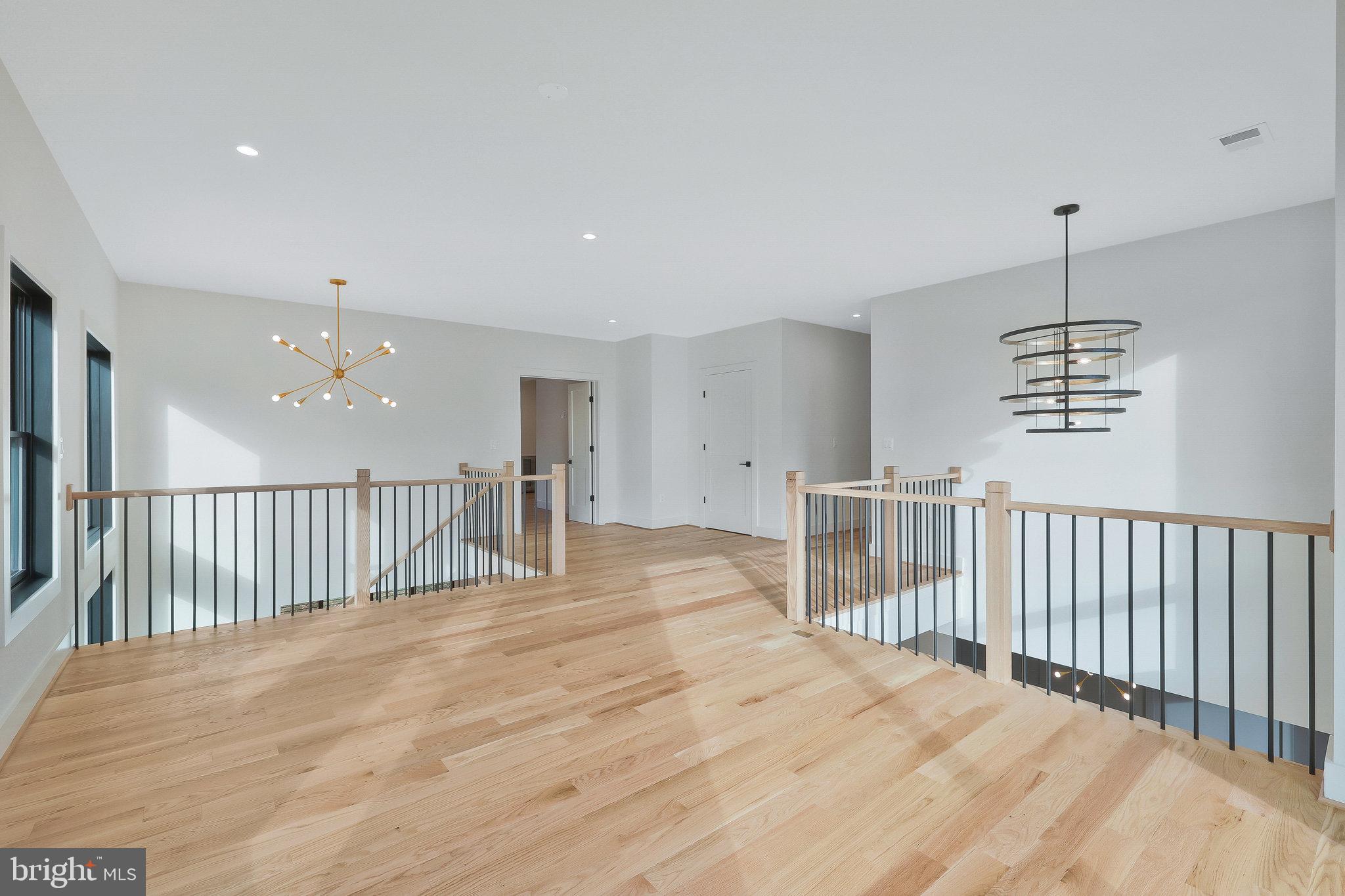 CROSSWOODS - Residential