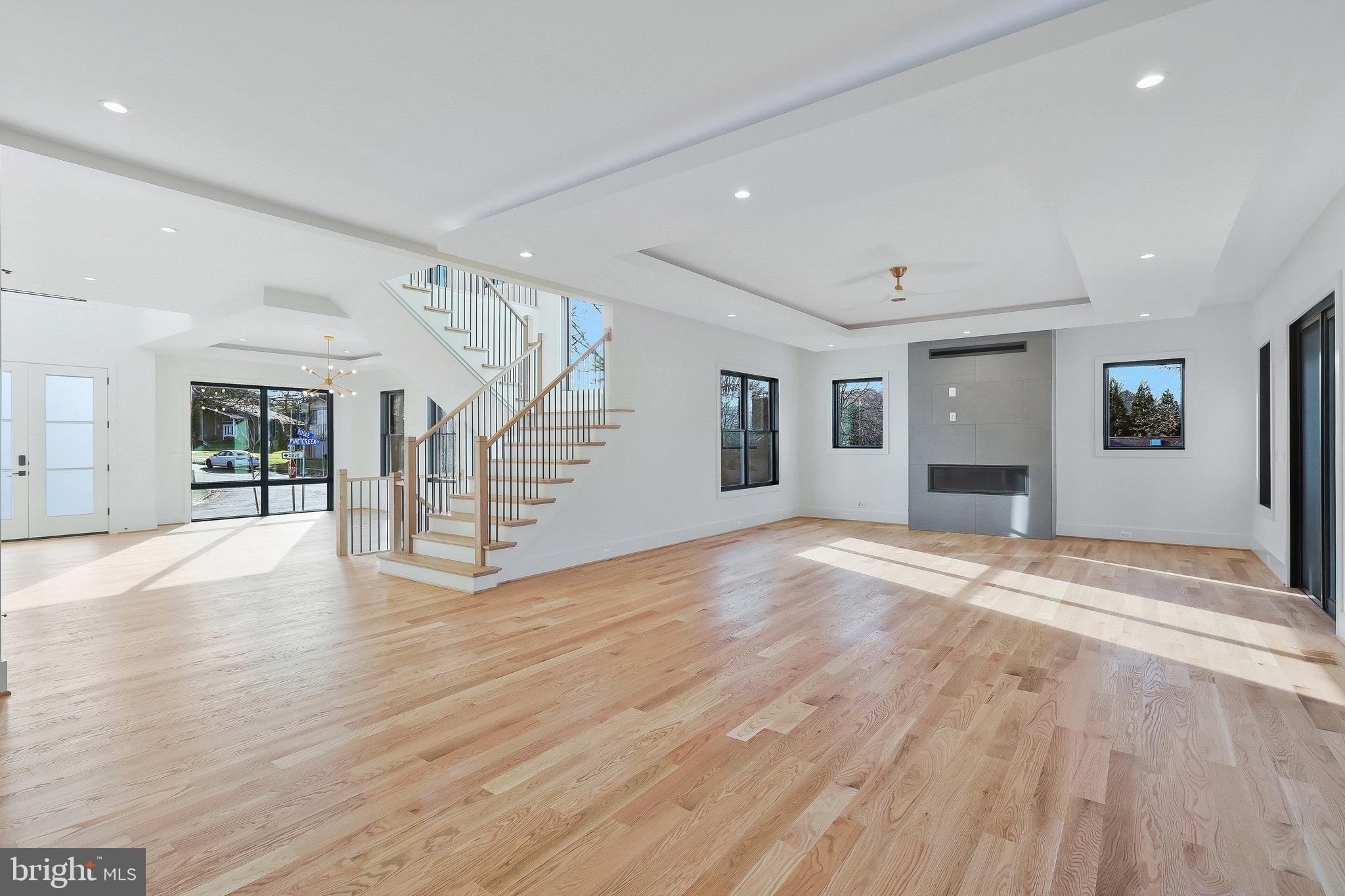 CROSSWOODS - Residential