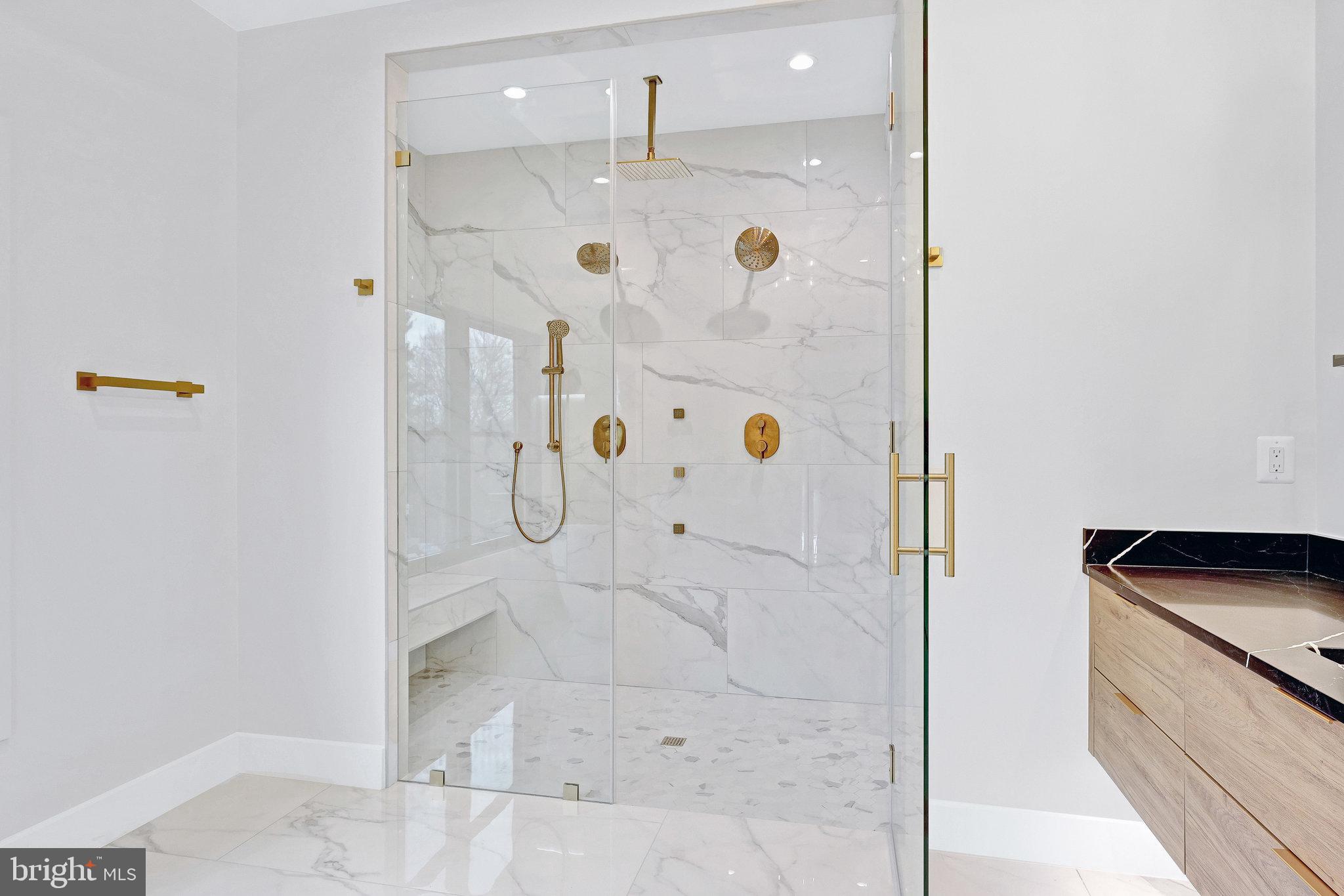 CROSSWOODS - Residential