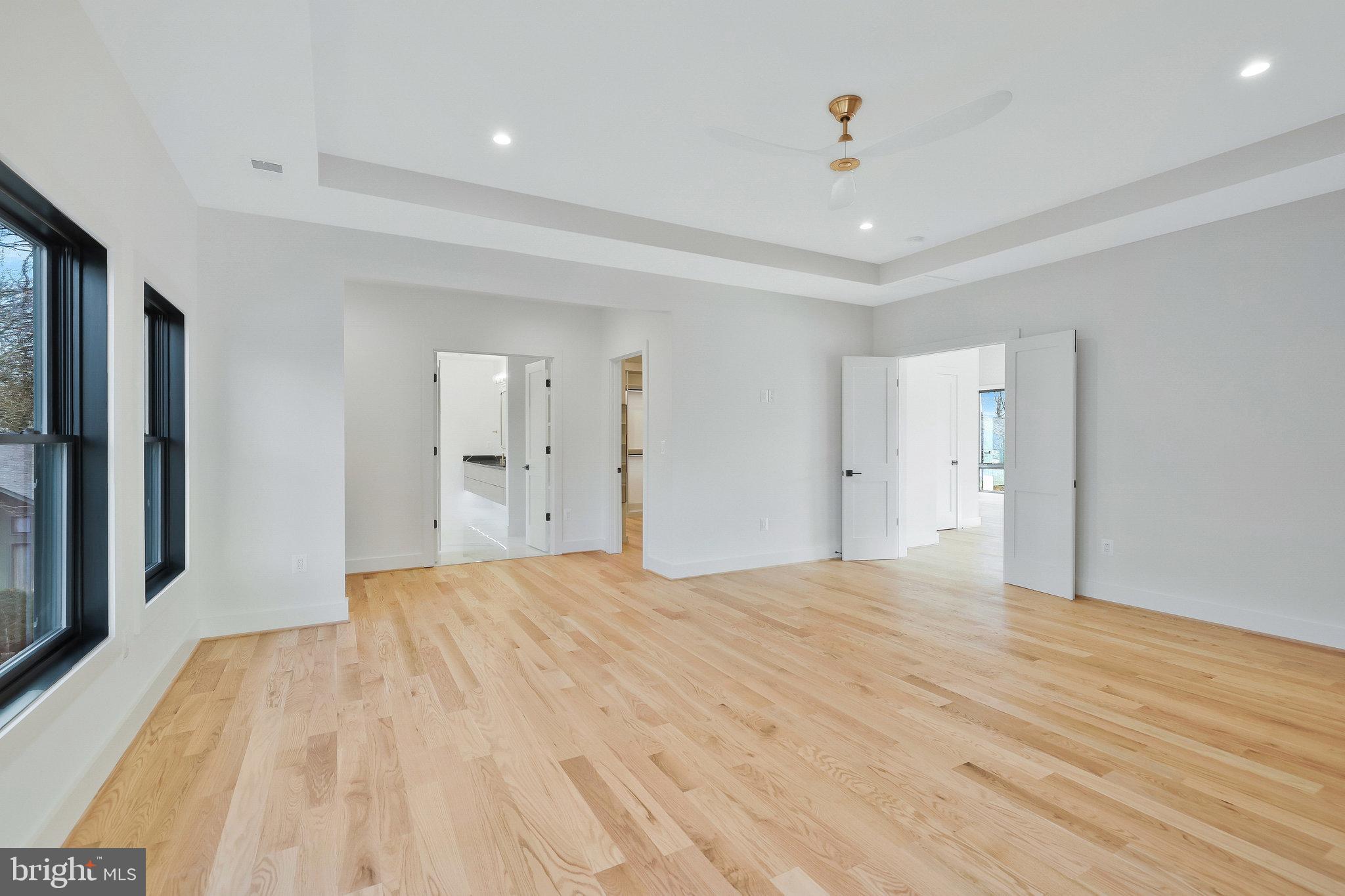 CROSSWOODS - Residential