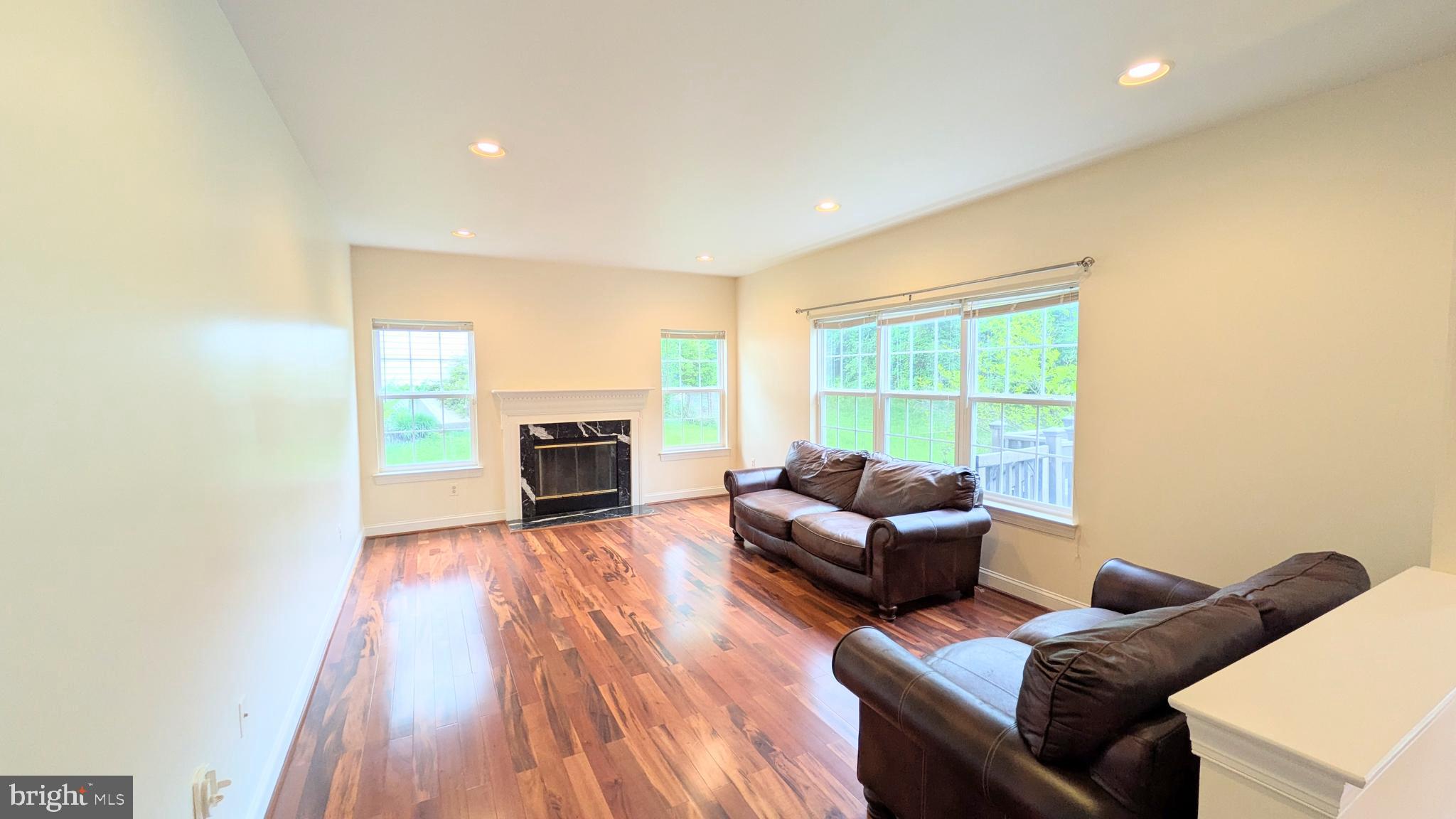 RIDINGS AT BELL T - Residential Lease