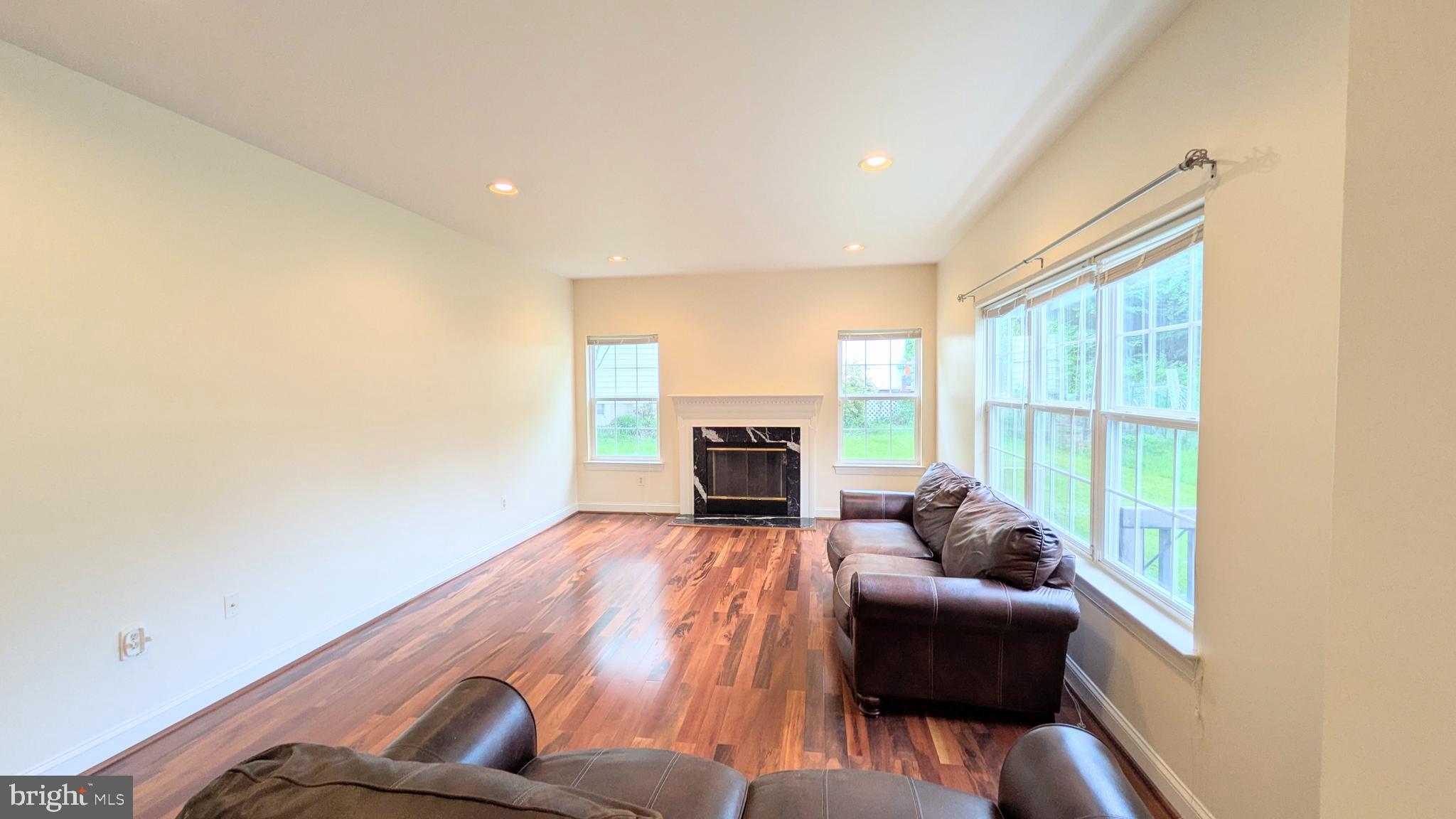 RIDINGS AT BELL T - Residential Lease