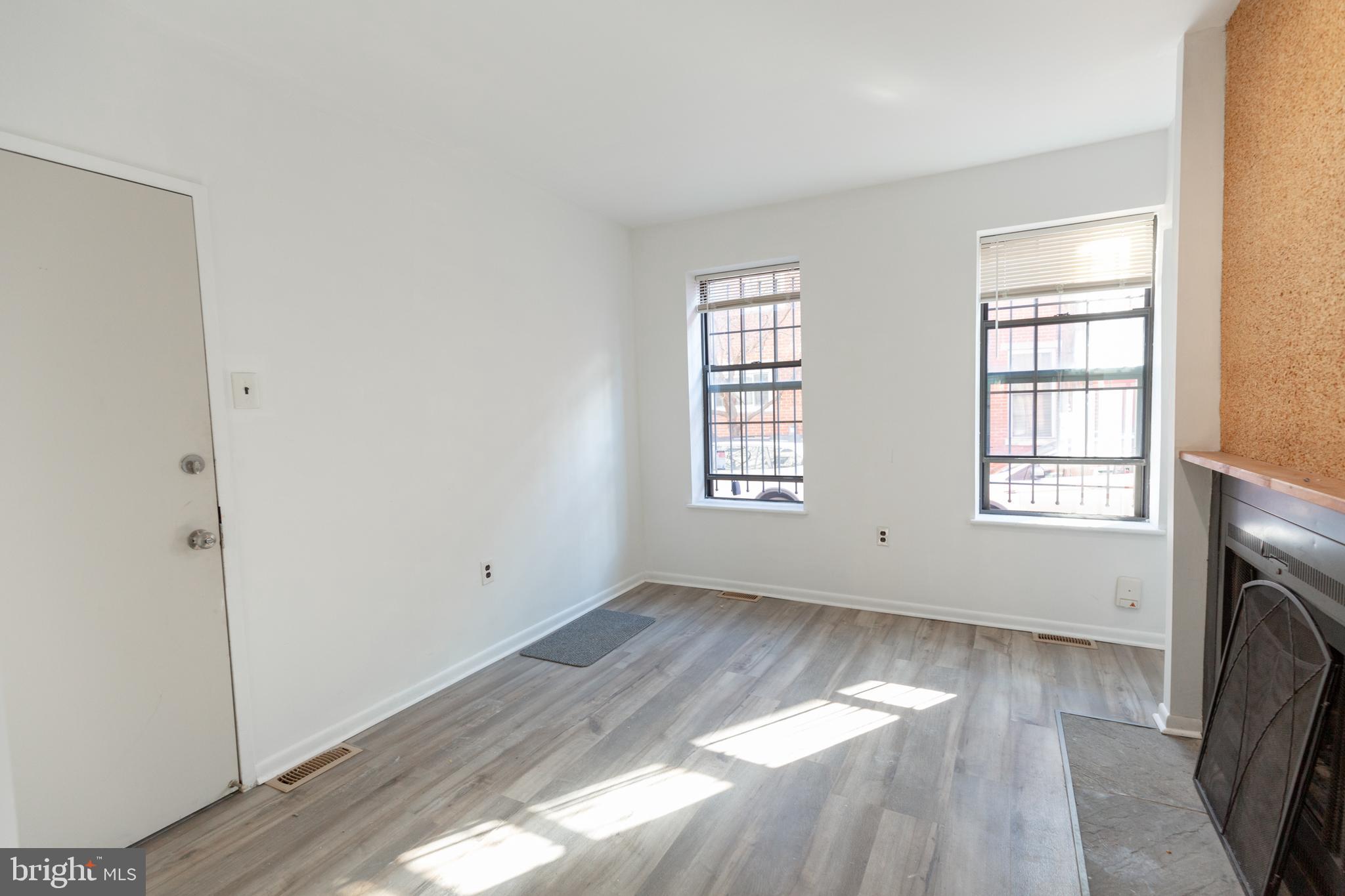 GRADUATE HOSPITAL - Residential Lease