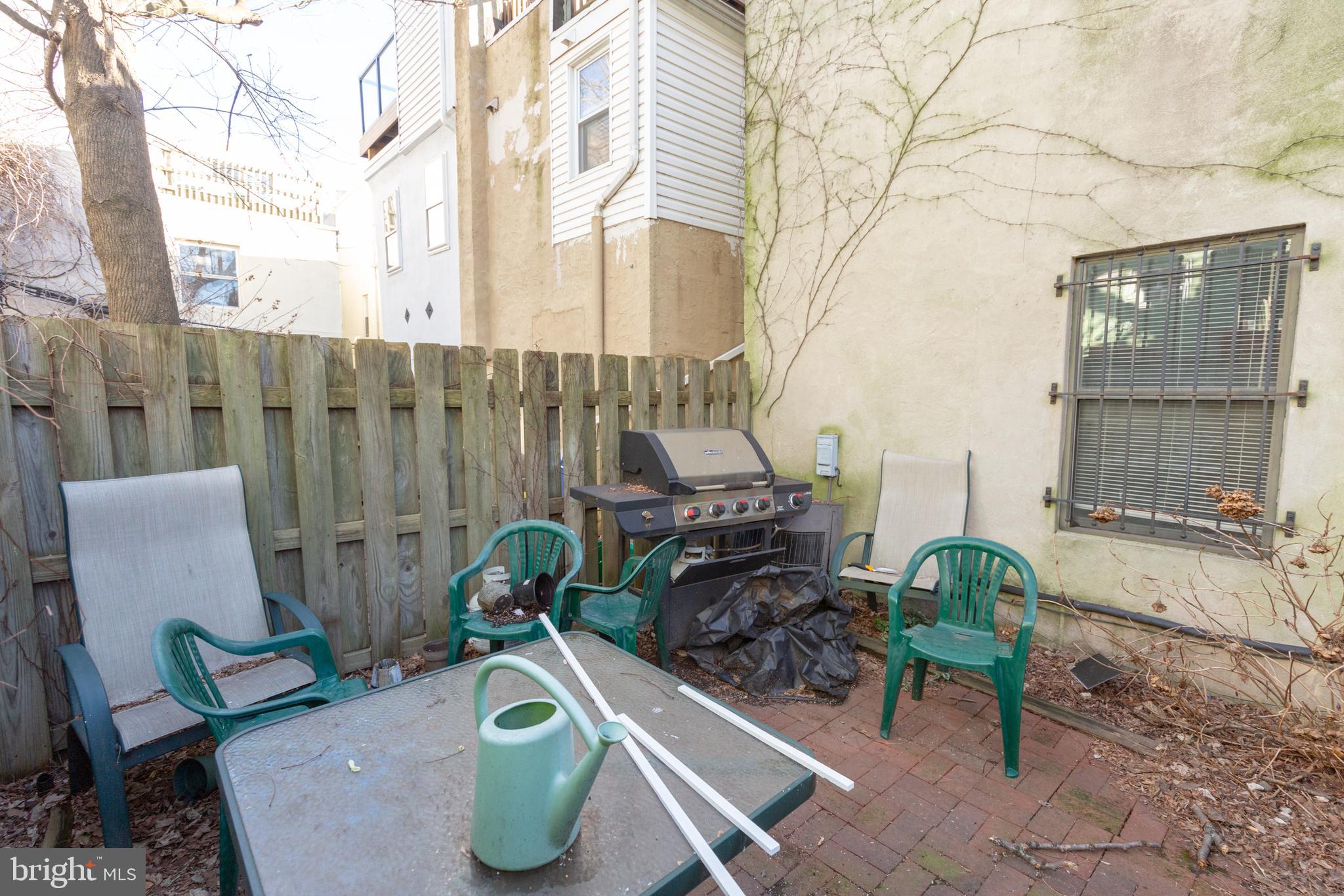 GRADUATE HOSPITAL - Residential Lease