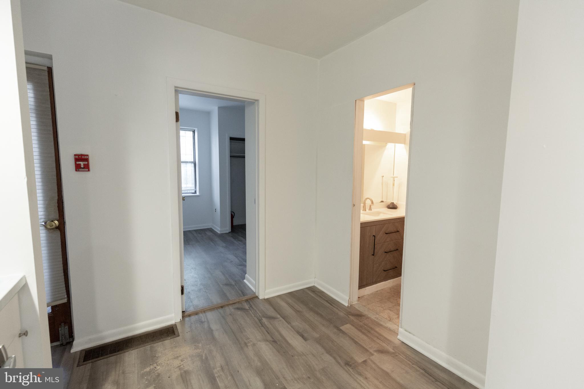 GRADUATE HOSPITAL - Residential Lease