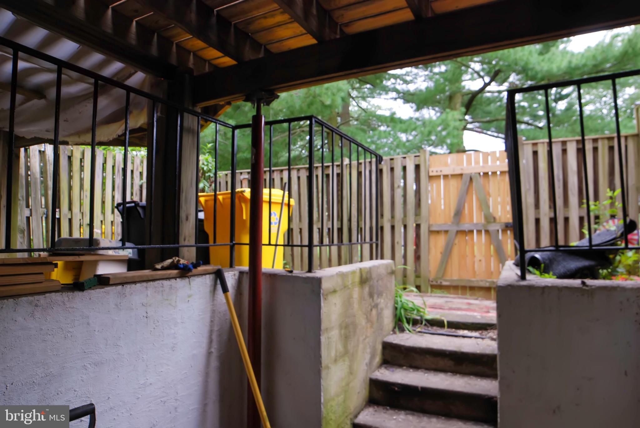 CROFTON VILLAGE - Residential