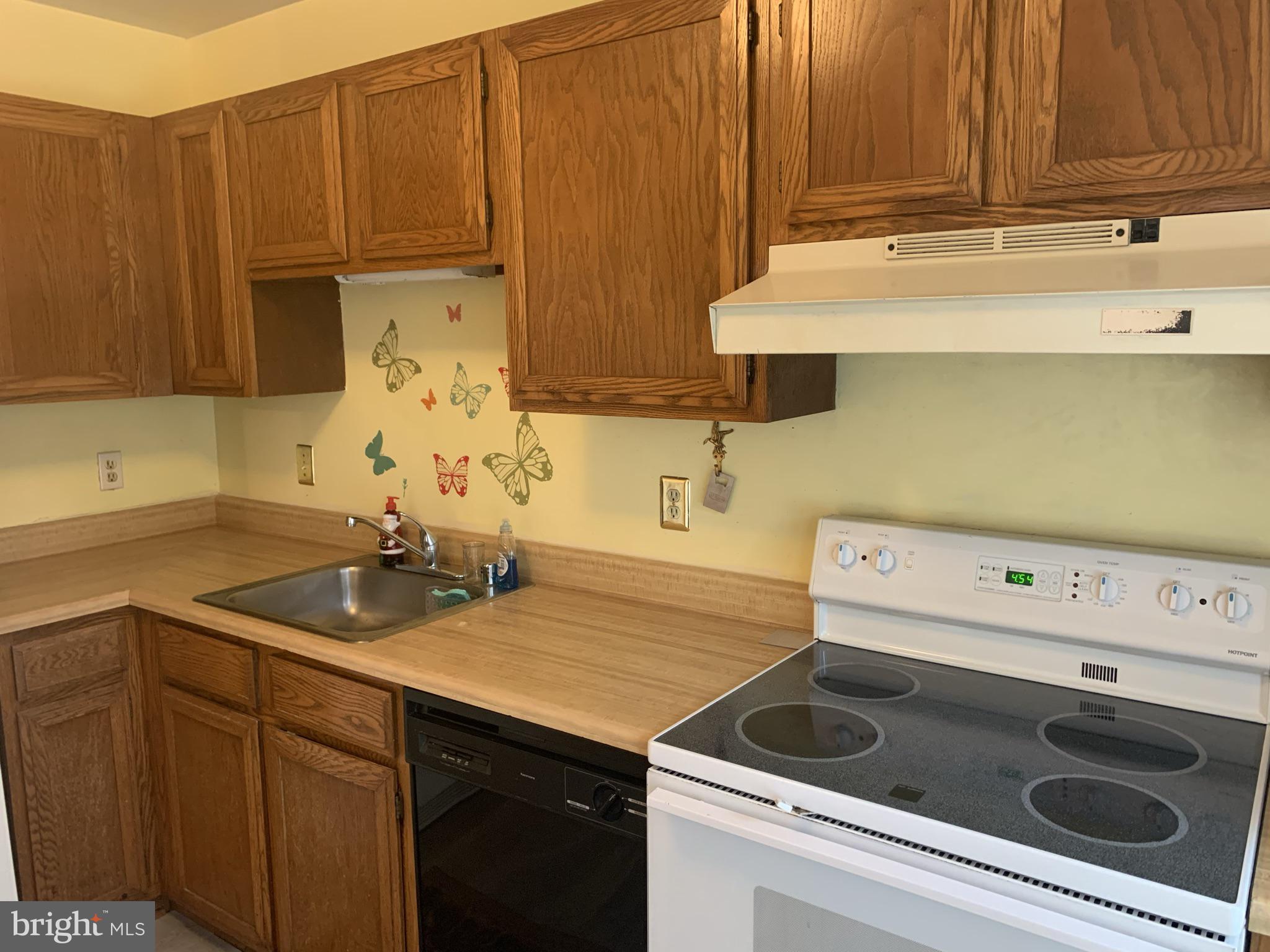 CROFTON VILLAGE - Residential