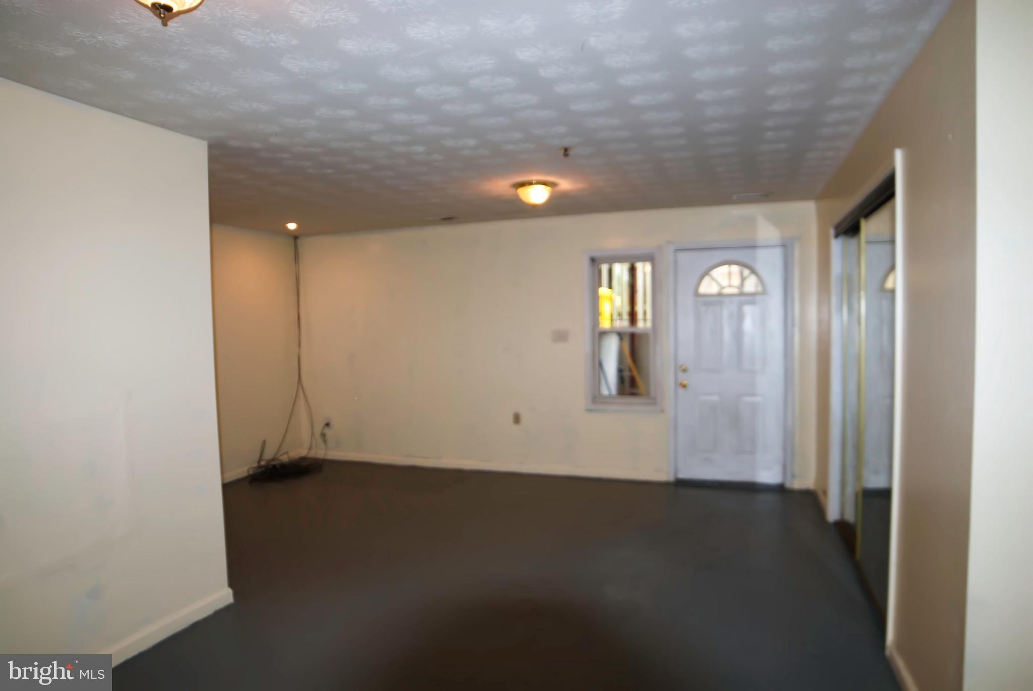 CROFTON VILLAGE - Residential