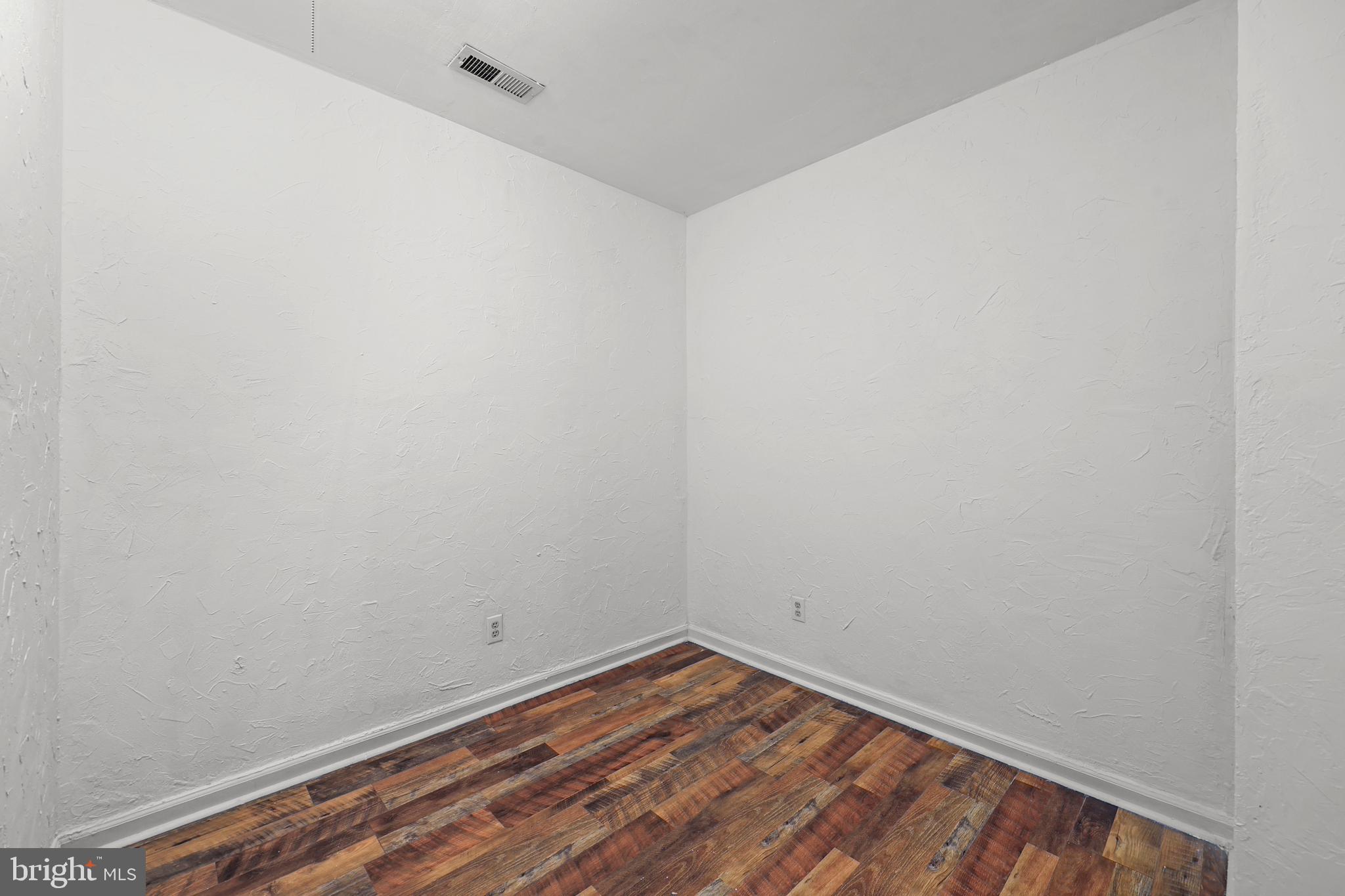 AQUIA HARBOUR - Residential