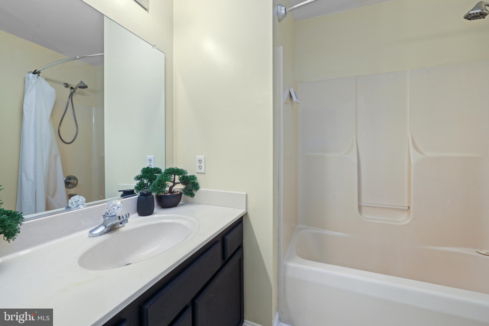 AQUIA HARBOUR - Residential