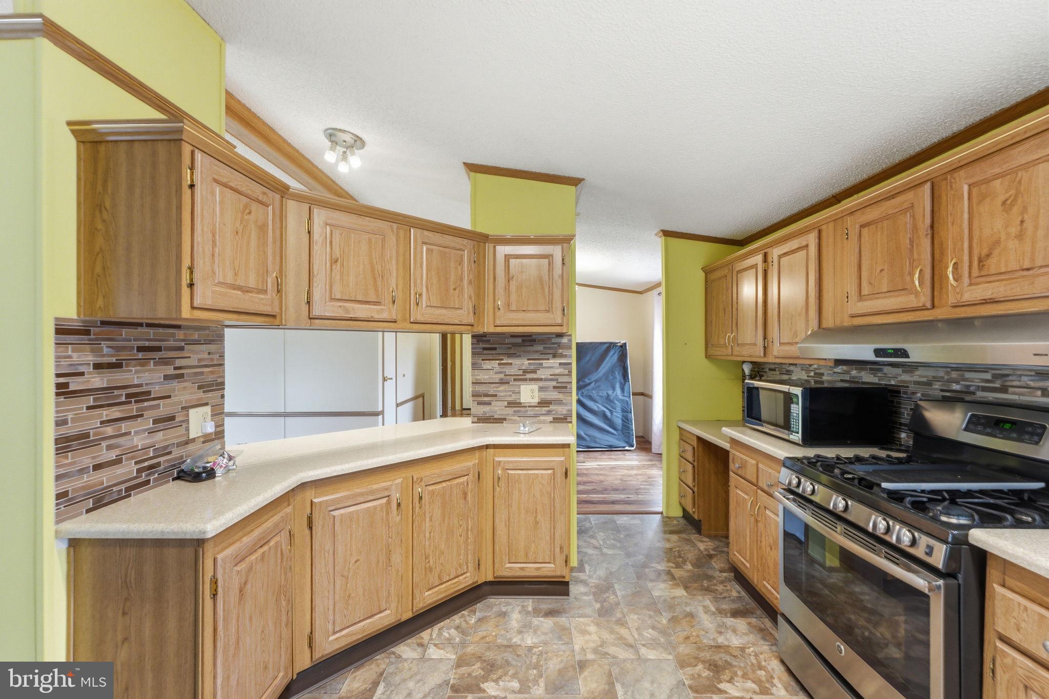 WALNUT MEADOWS - Residential