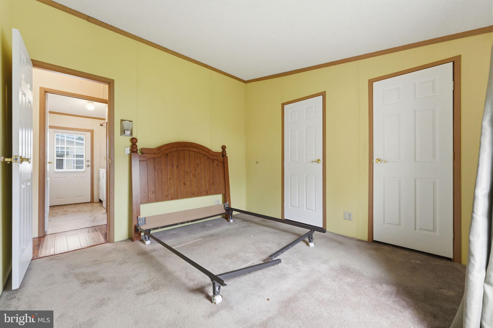 WALNUT MEADOWS - Residential
