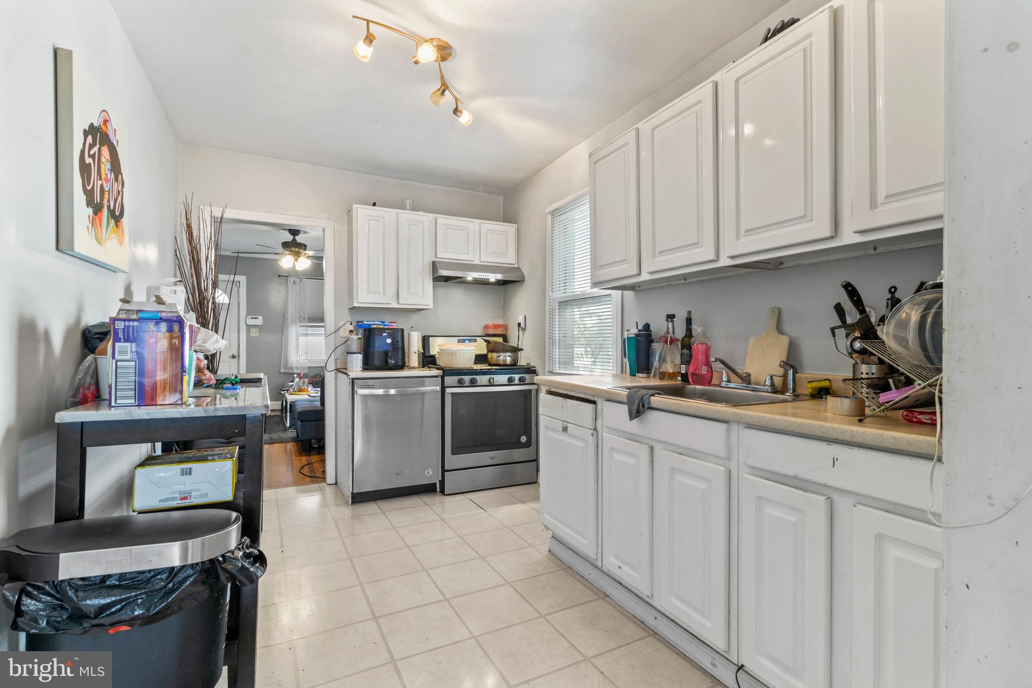 COLMAR MANOR - Residential