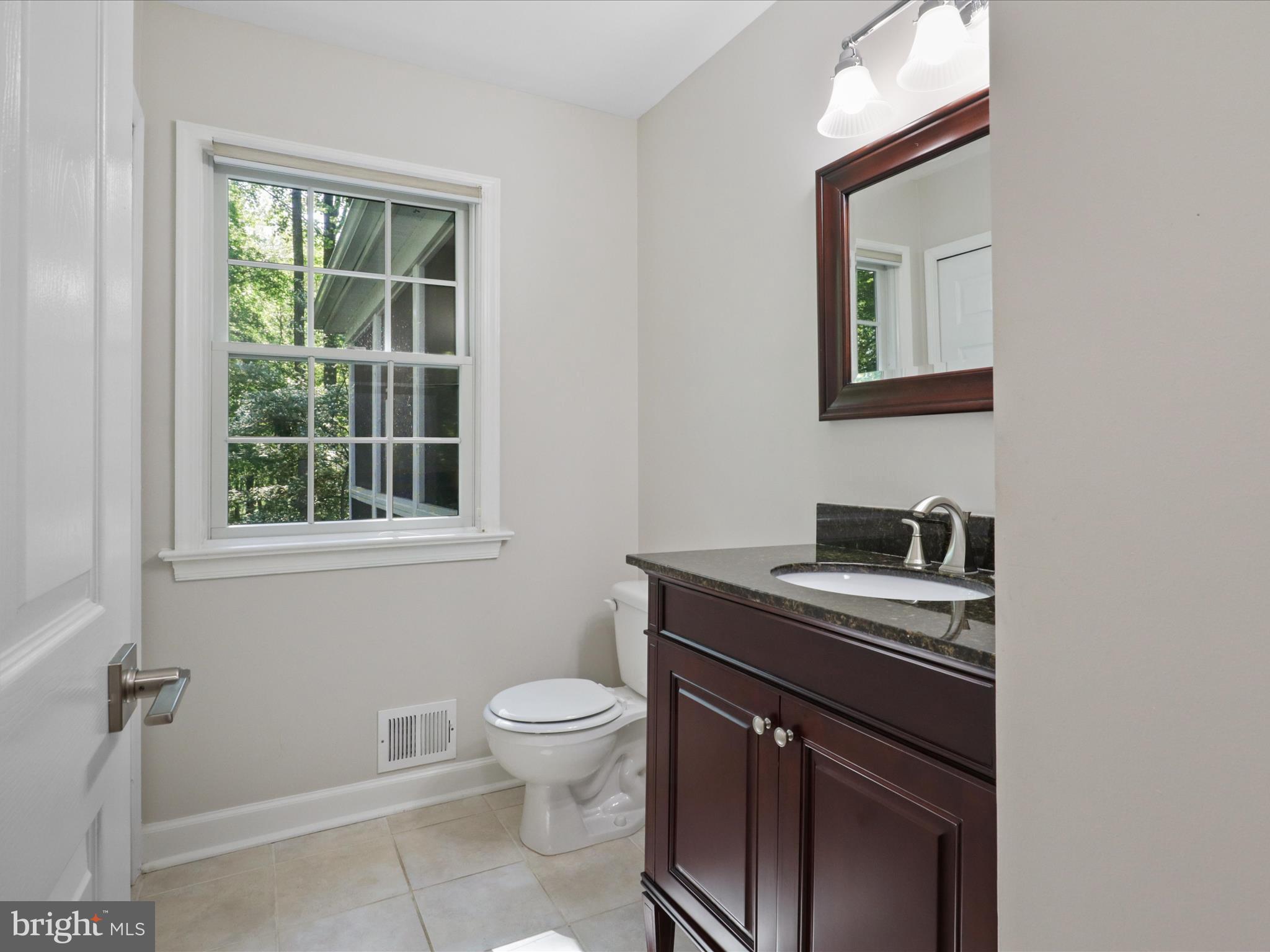 WOLF TRAP GREEN - Residential