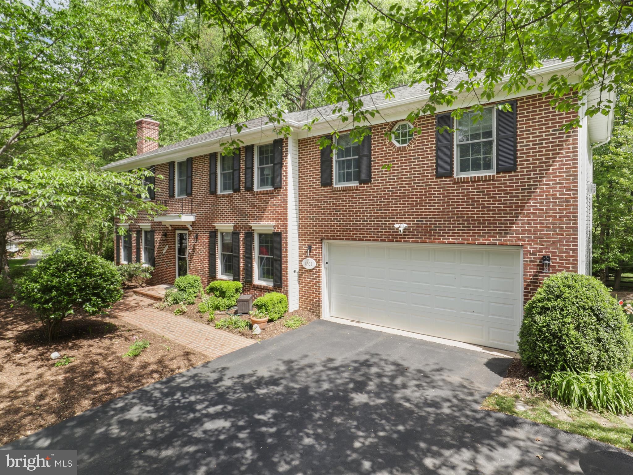 1203 WIESMAN COURT