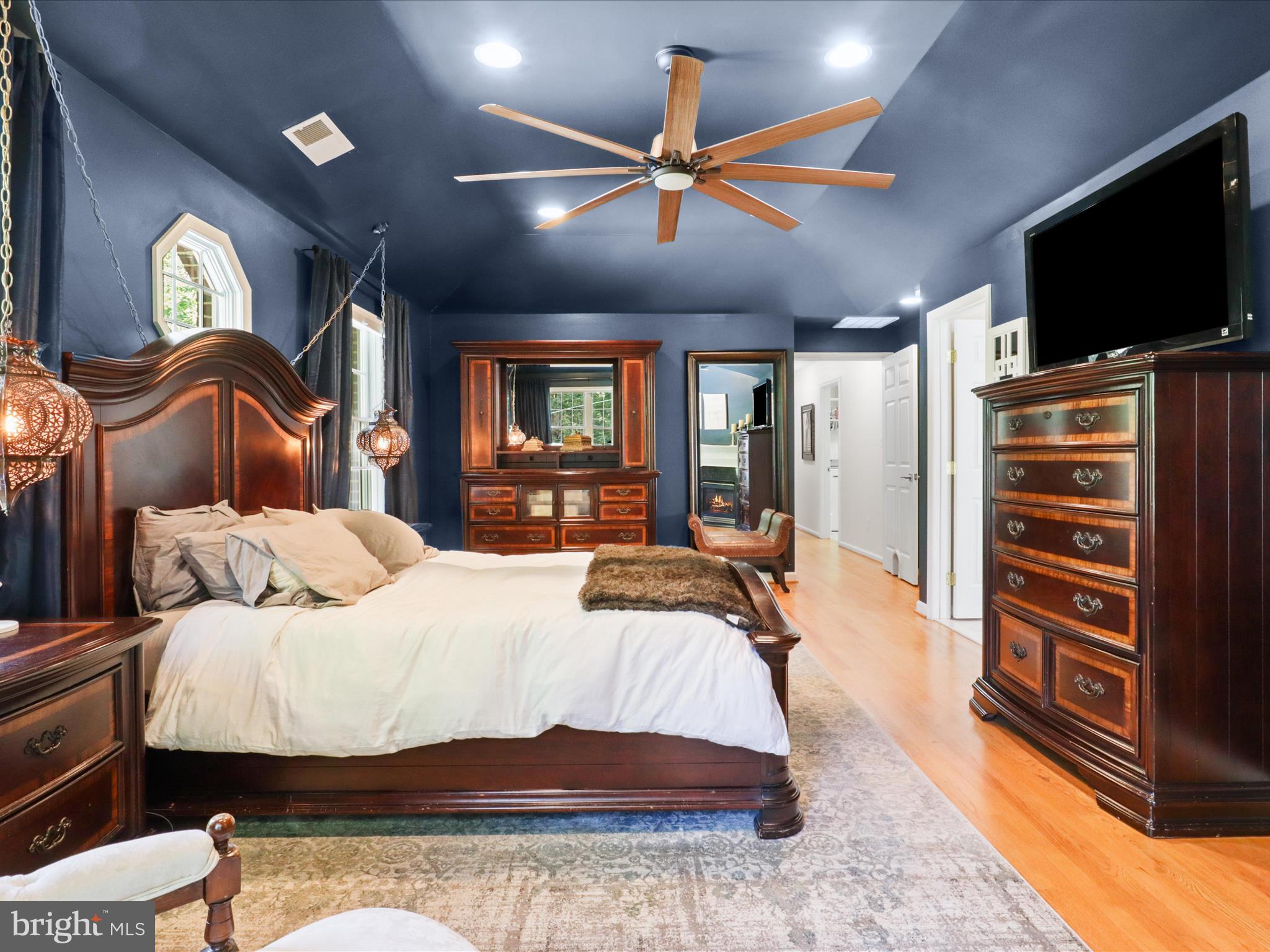 WOLF TRAP GREEN - Residential