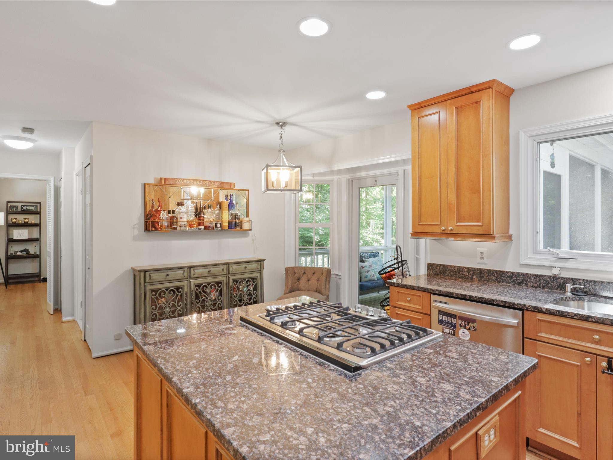 WOLF TRAP GREEN - Residential