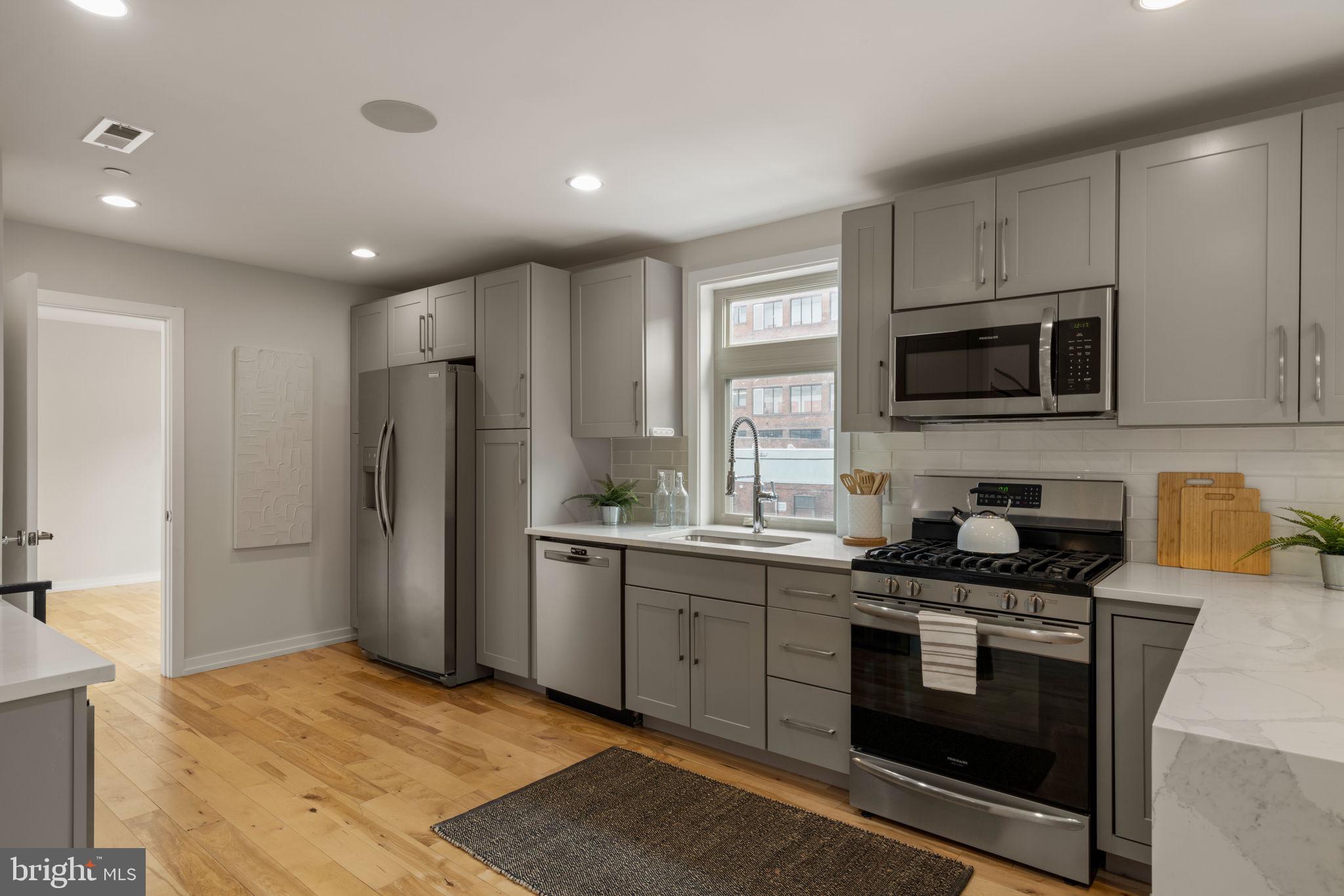 1013 S 12TH STREET 00 3