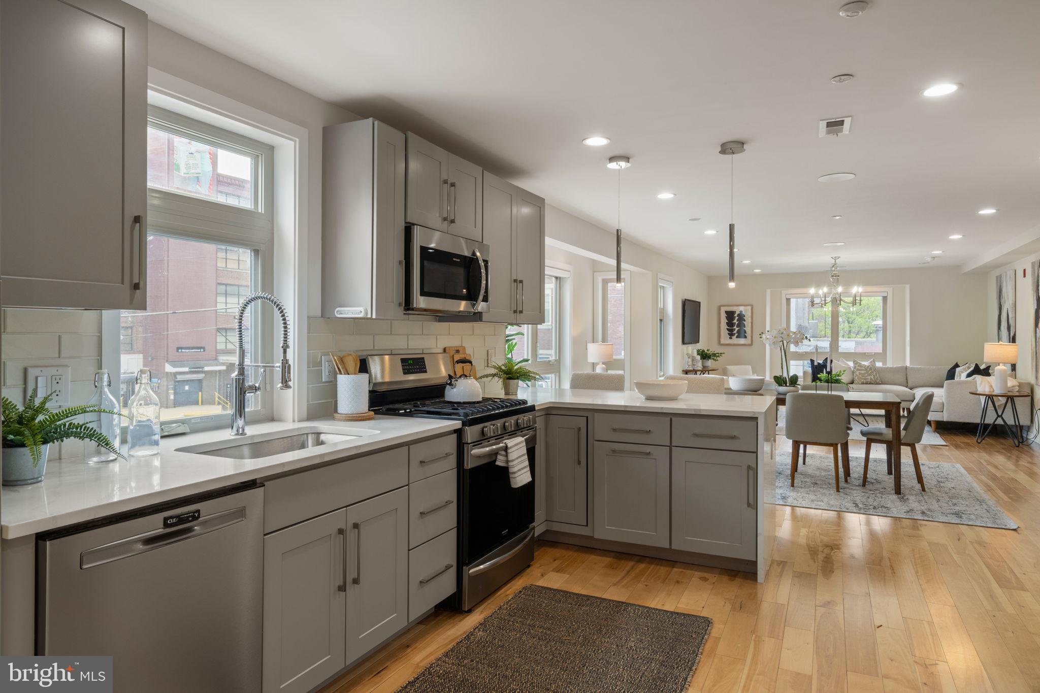 1013 S 12TH STREET 00 3