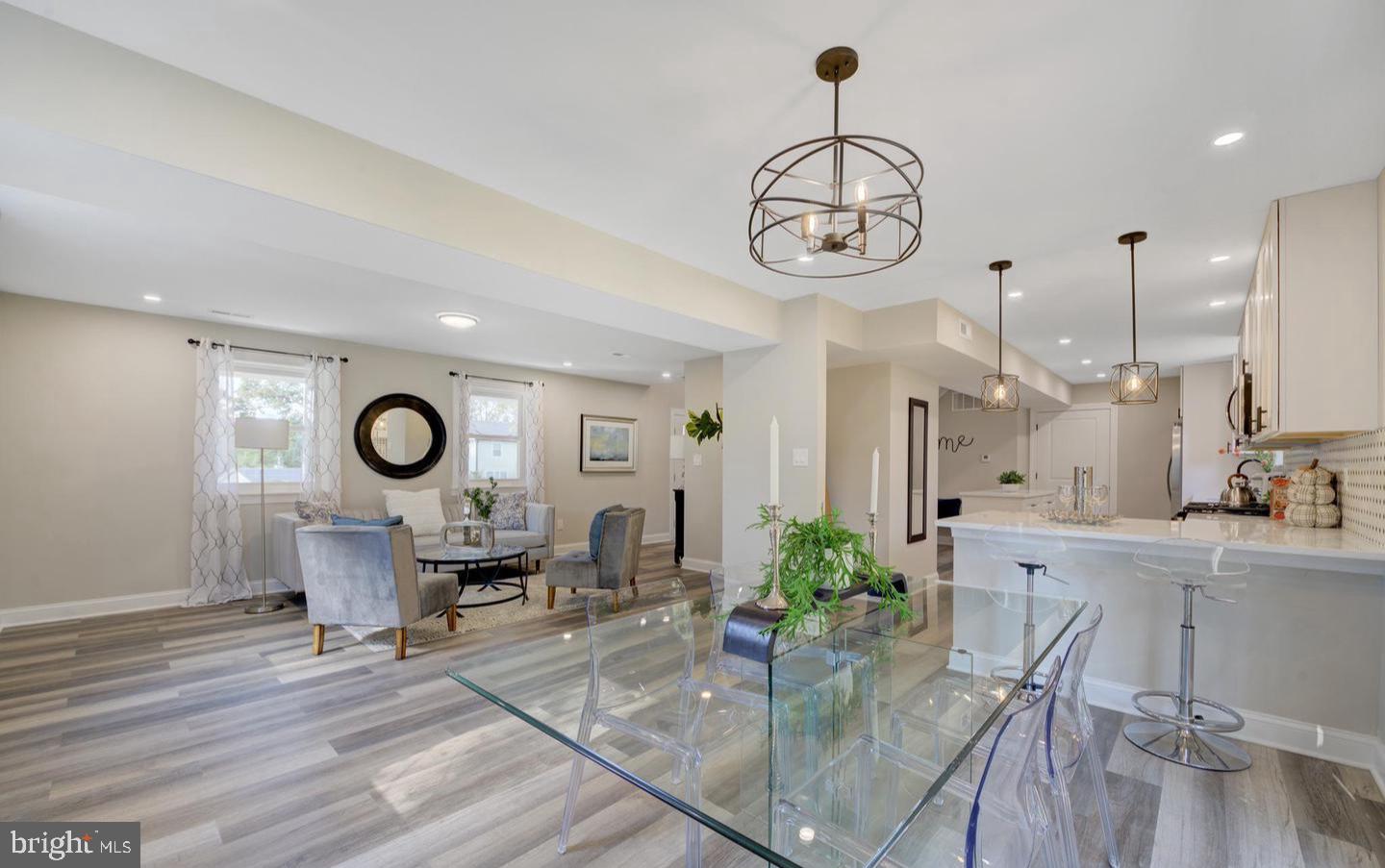 38 PINAFORE LANE